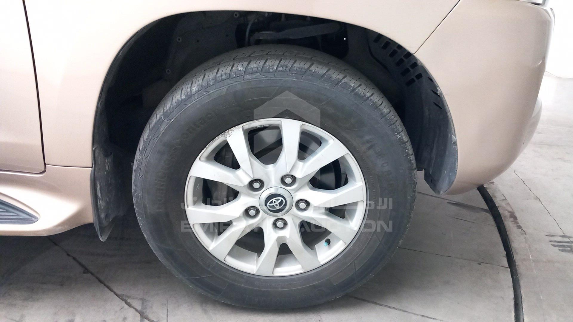 2016 TOYOTA LAND CRUISER VIN: JTMHU01JXG4126352