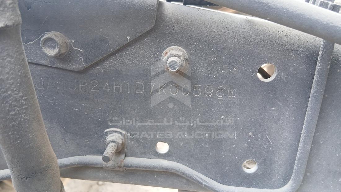 اسوزو Reward NM 2013 — رقم الشاسيه على الهيكل — صورة 3