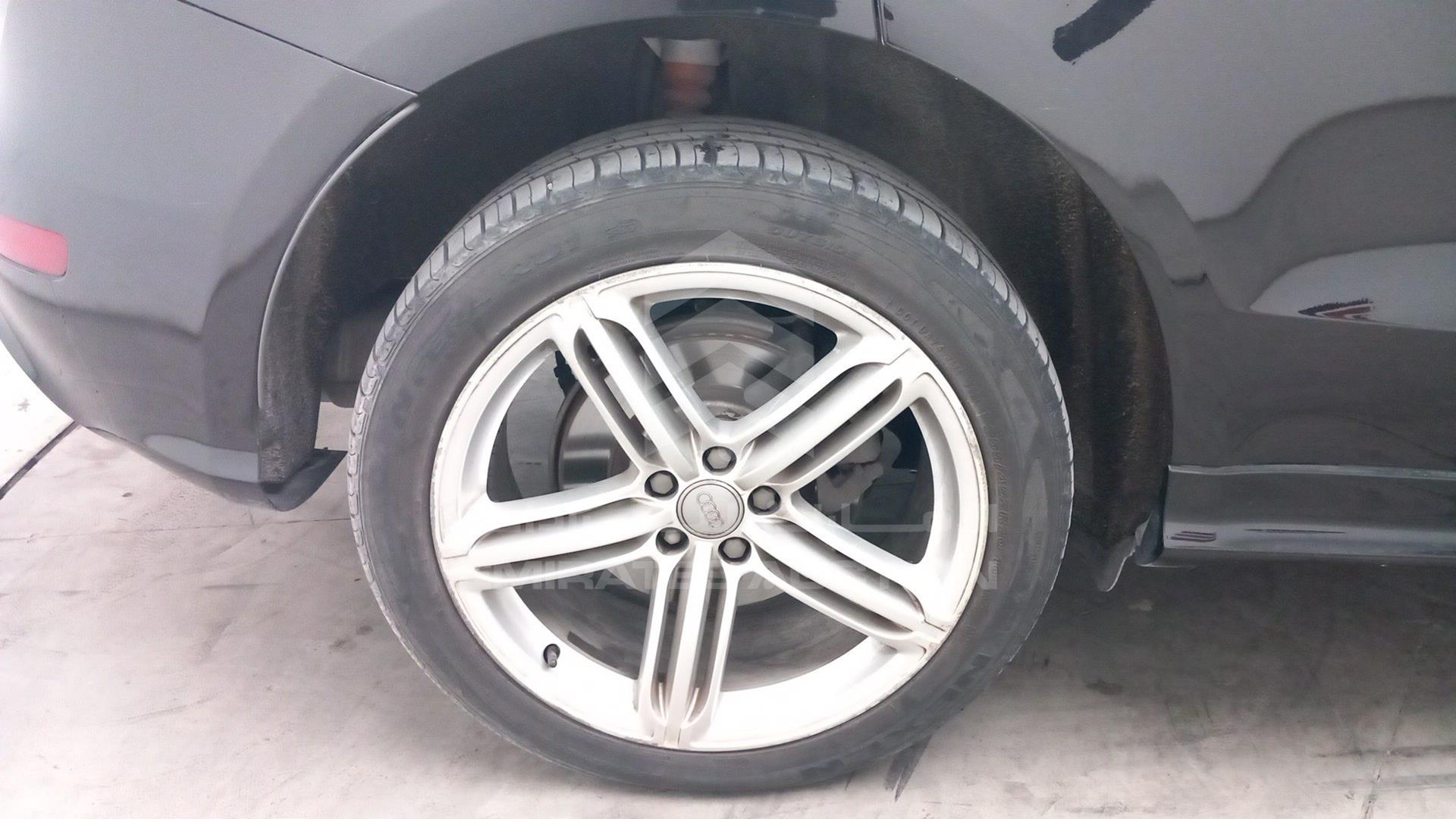 2011 AUDI Q5 VIN: WAUCKC8R9BA114083