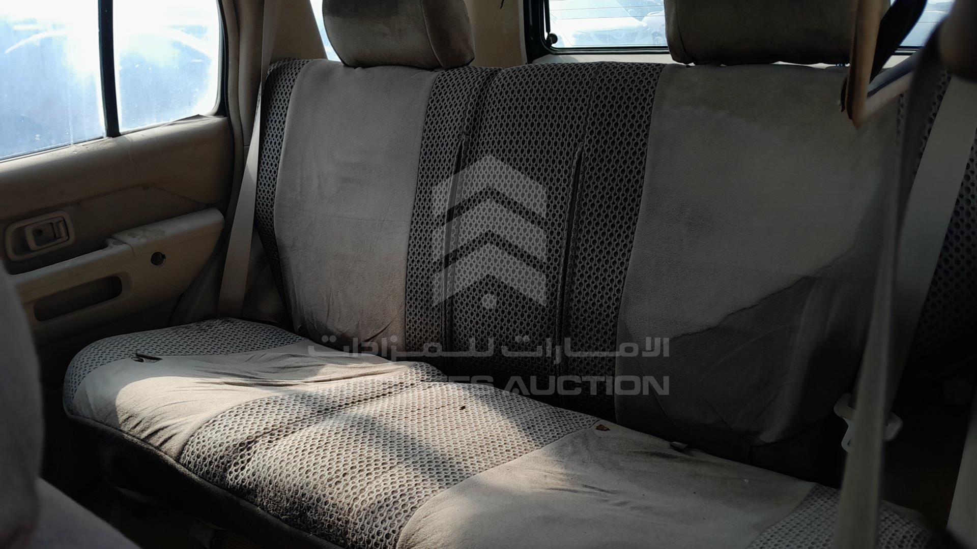 1998 NISSAN PATHFINDER VIN: JN8AR05S2WW271933