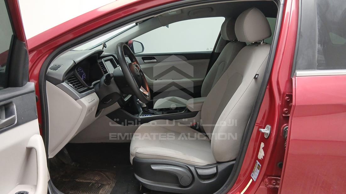 2019 Hyundai Sonata — Front Left Driver Seat View — Photo 15
