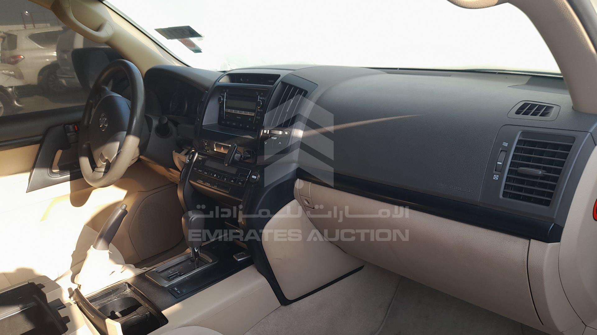 2014 TOYOTA LAND CRUISER VIN: JTMDU09J2E4094514