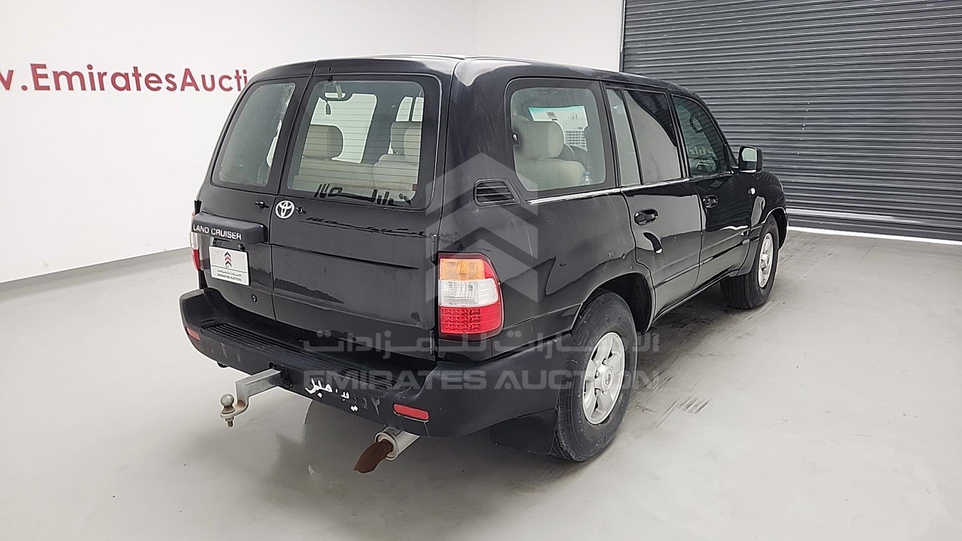 2005 TOYOTA LAND CRUISER VIN: JTEHJ09J855117441