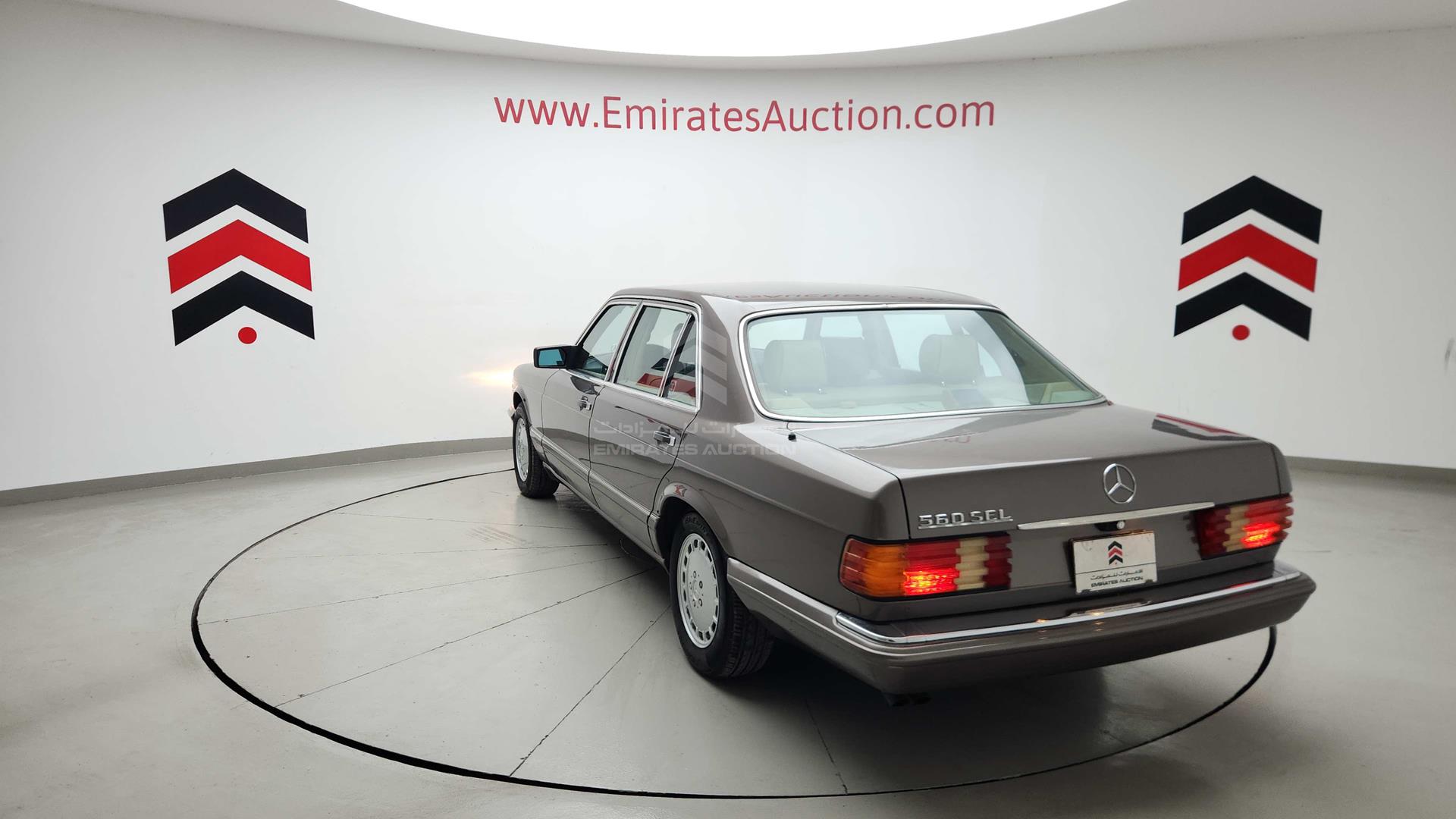 1991 MERCEDES SEL 560 VIN: WDBCA39E1MA592260