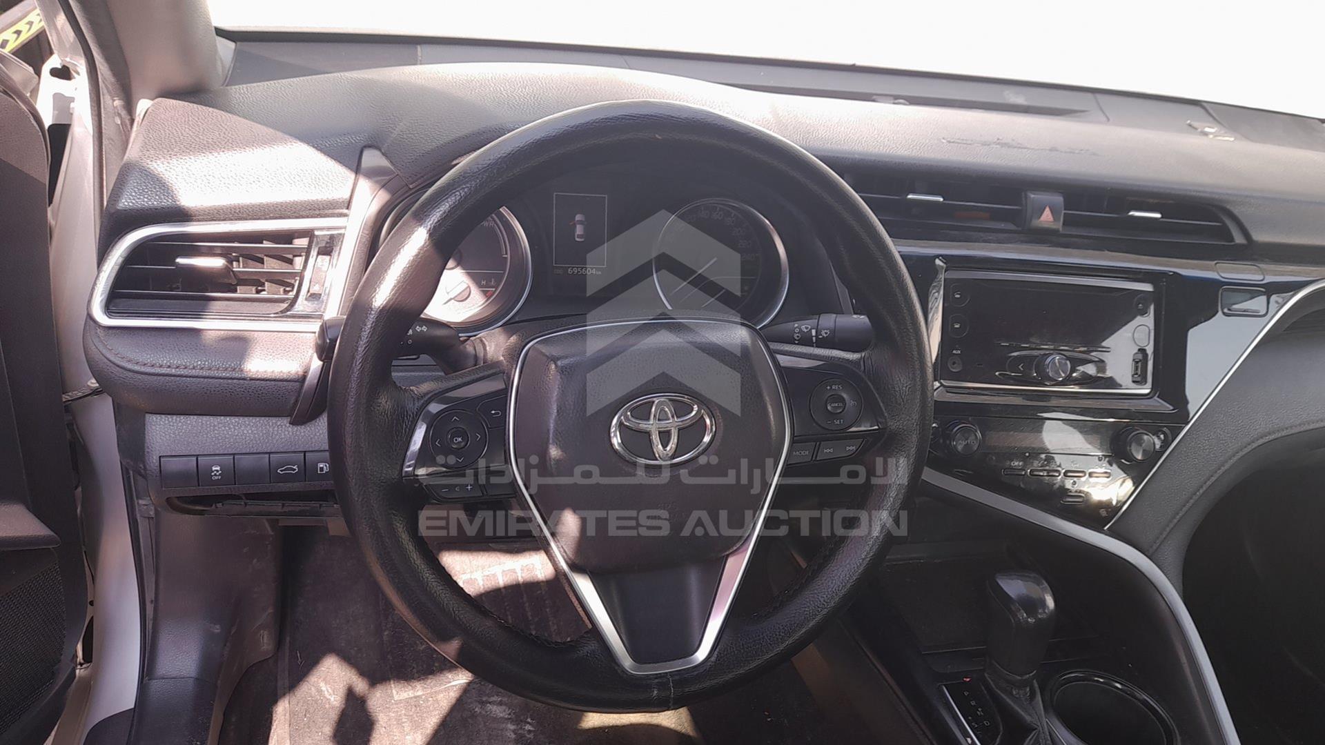 2018 TOYOTA CAMRY VIN: JTNB29HK9J3009823