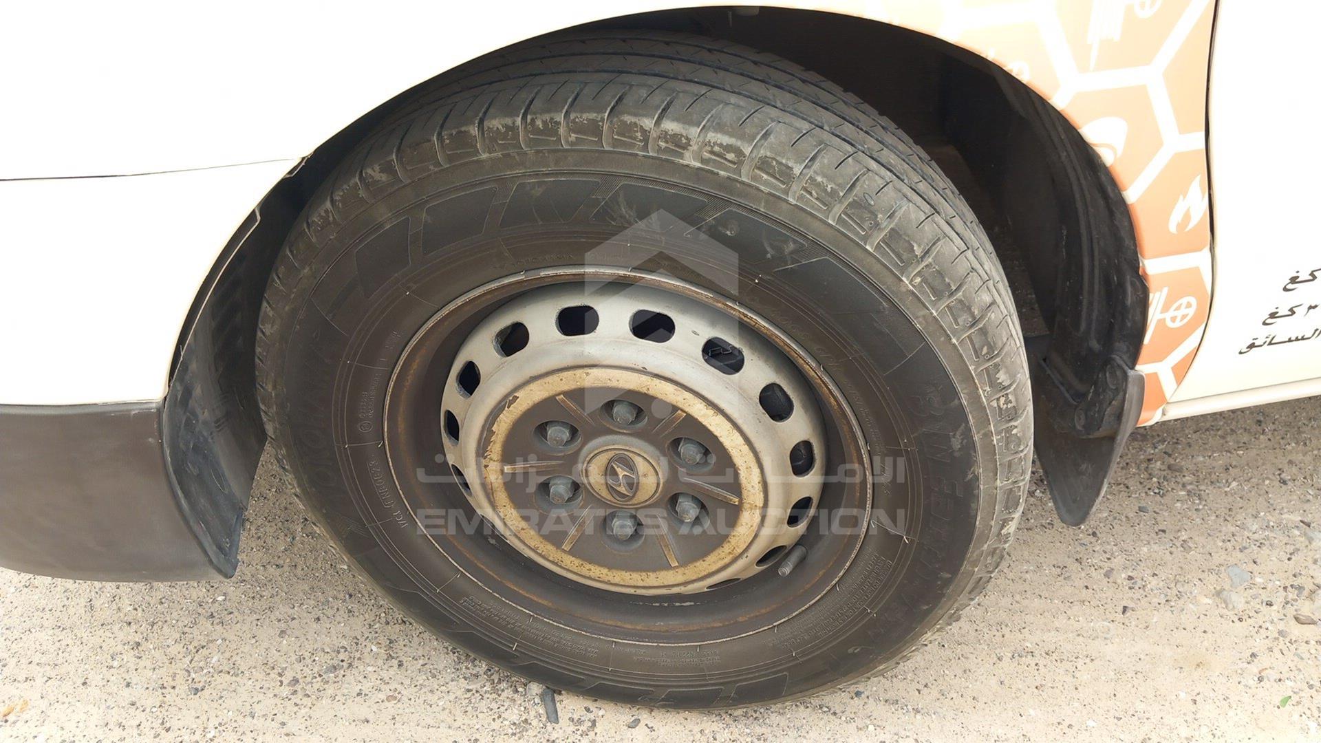 2016 HYUNDAI H1 VIN: KMJWA37R0GU778289