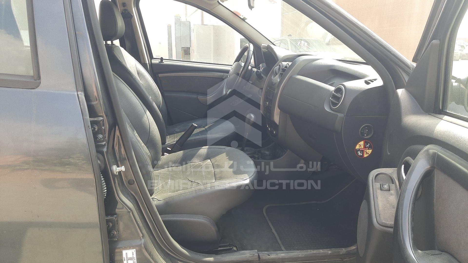 2017 RENAULT DUSTER VIN: VF1HSRCH5HA502395