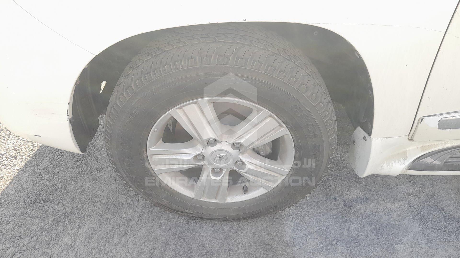 2014 TOYOTA LAND CRUISER VIN: JTMDU09J2E4094514