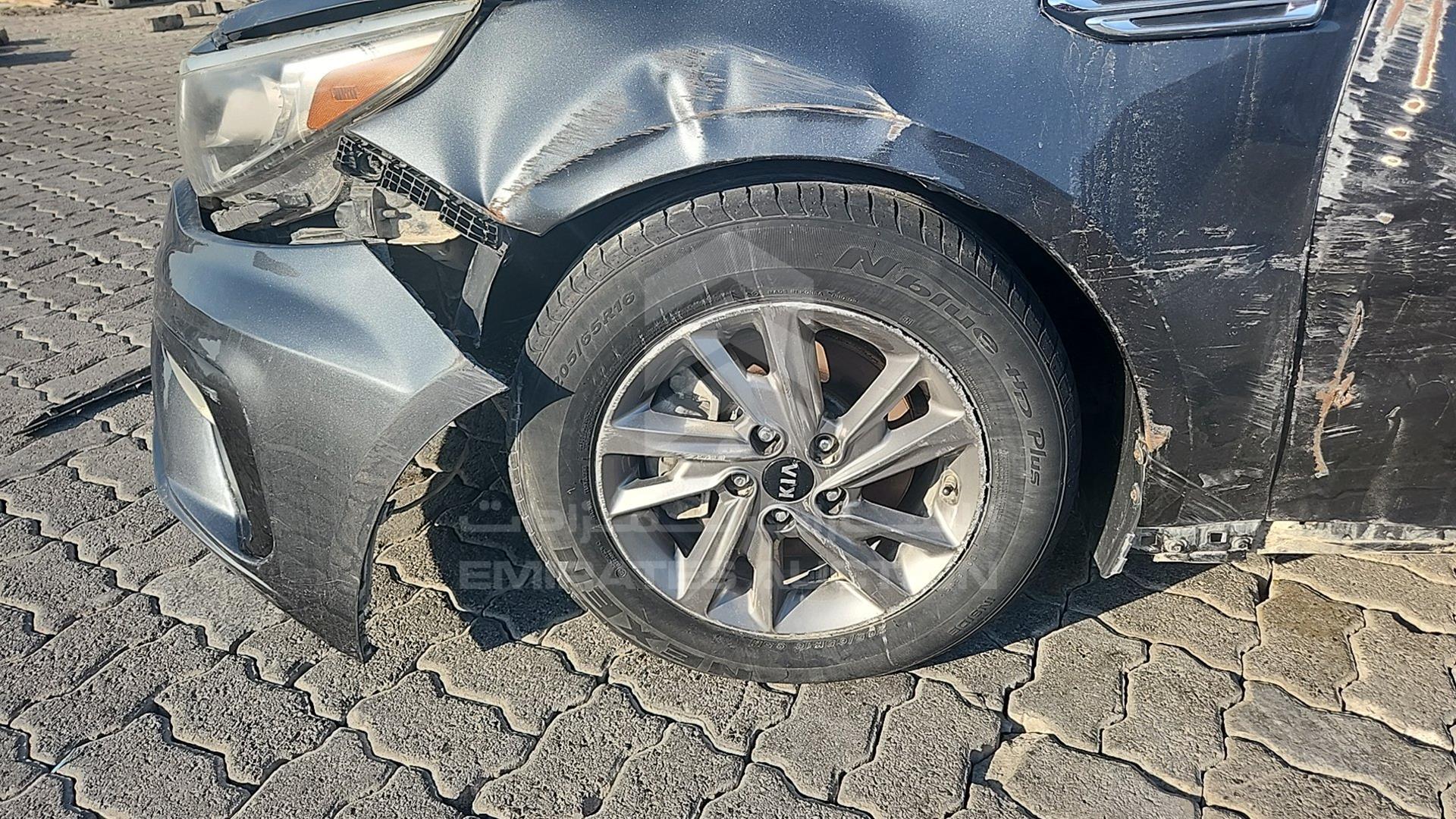 2020 KIA OPTIMA VIN: 5XXGT4L36LG385540