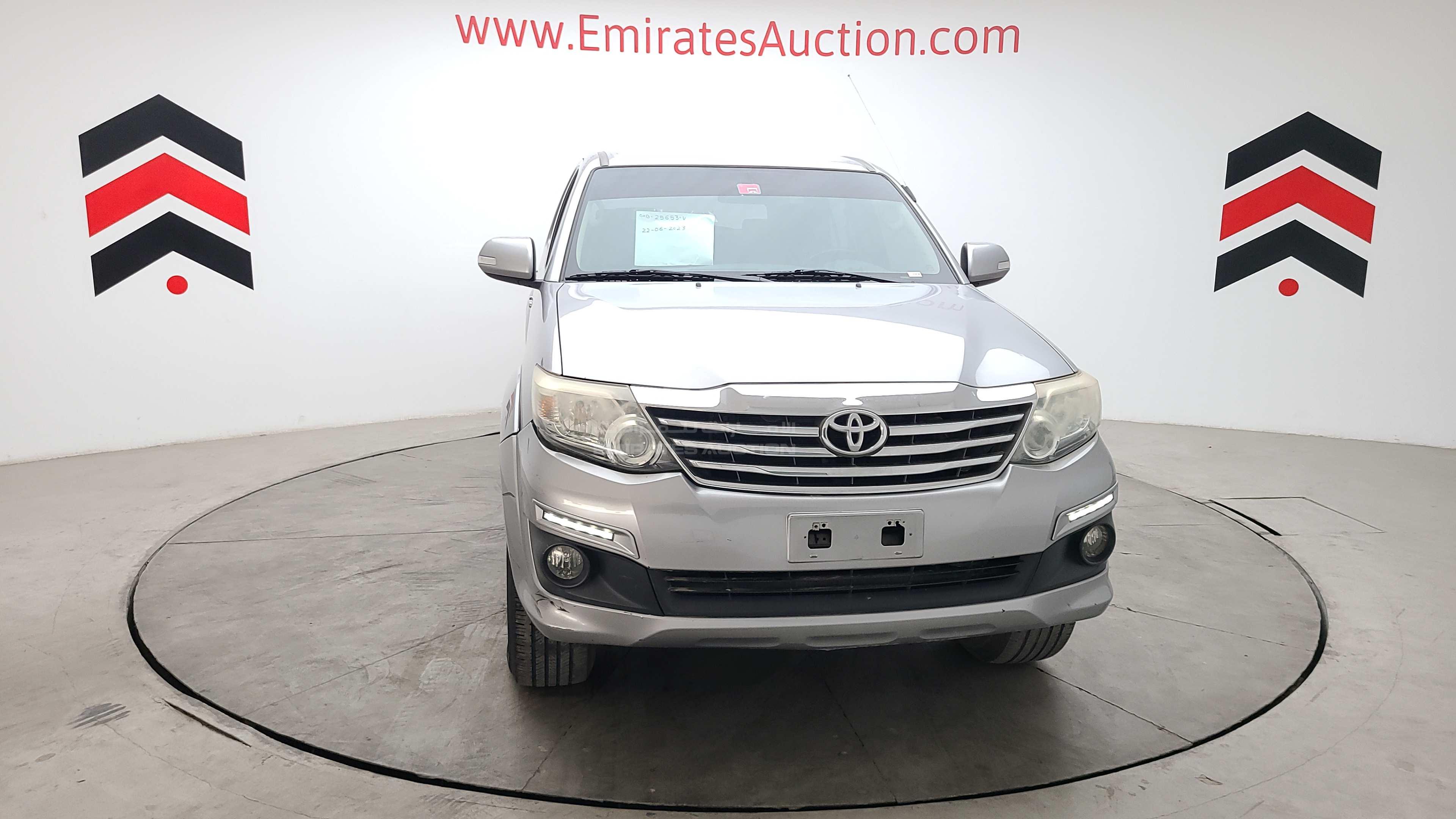 MHFYX59G2F8069864 - 2015 Toyota Fortuner - #undefined