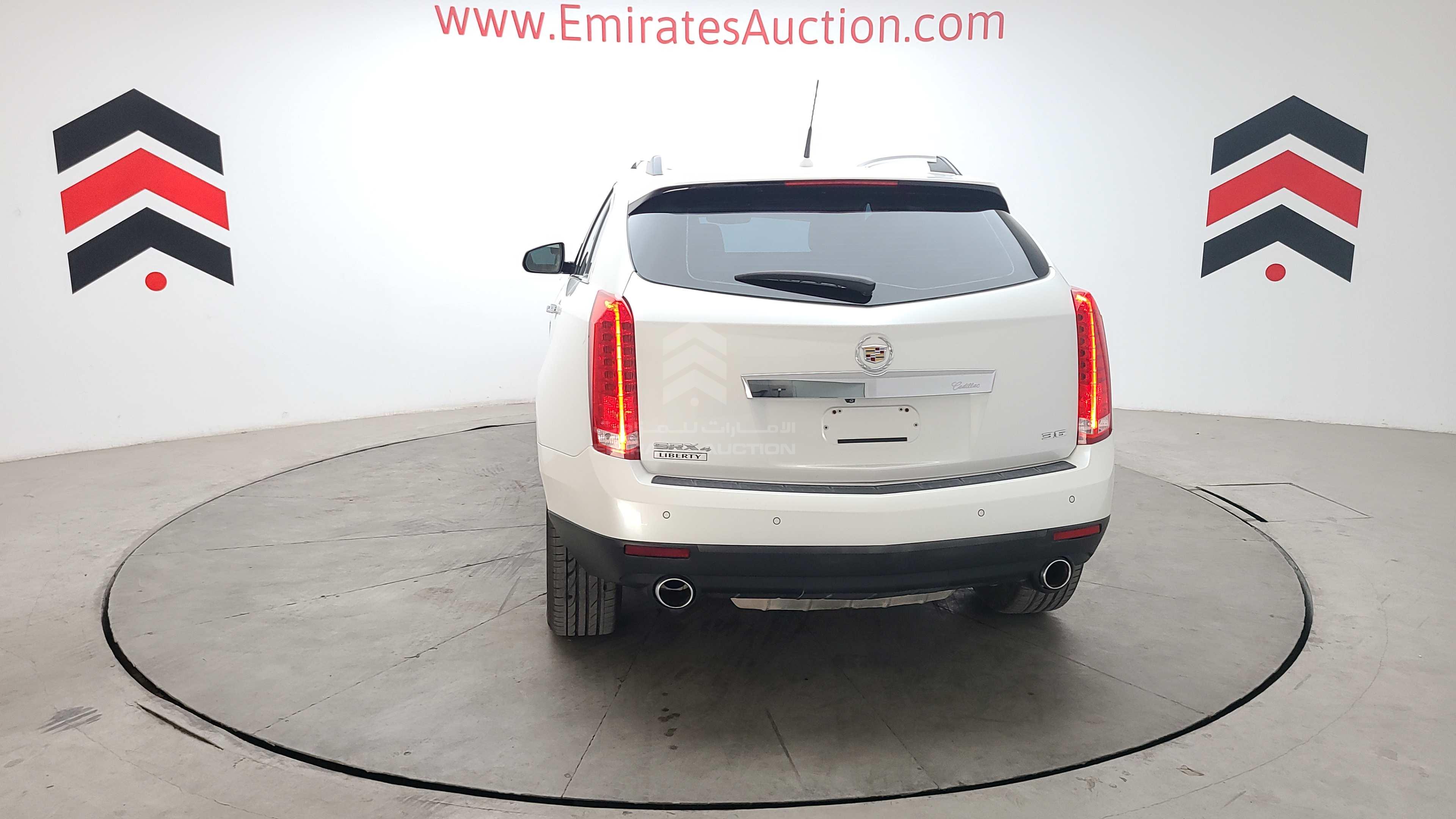 3GYFN9E32FS556311 - 2015 Cadillac SRX - #428187