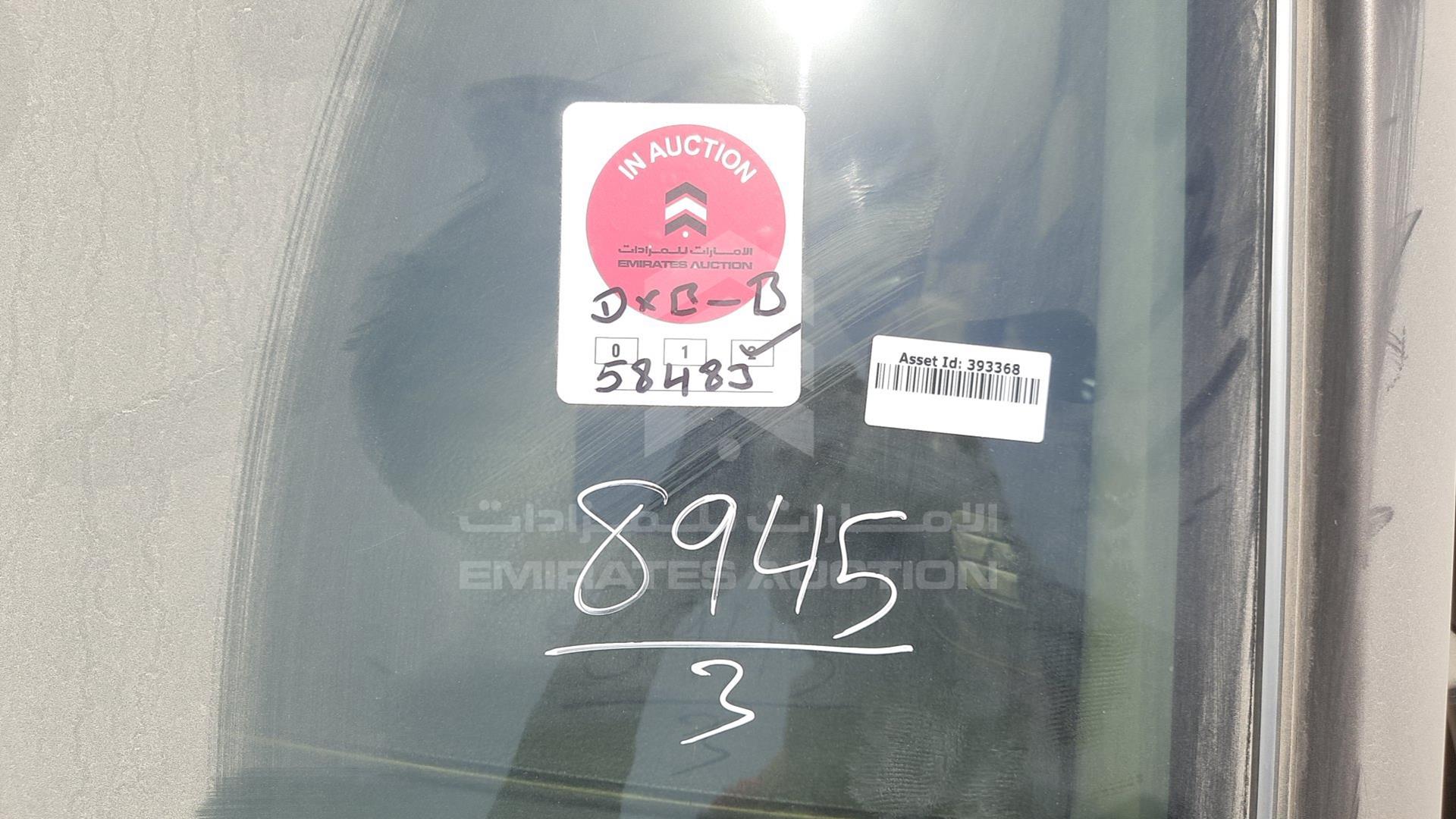 2010 MITSUBISHI PAJERO VIN: JMYLRV95WAJ703844