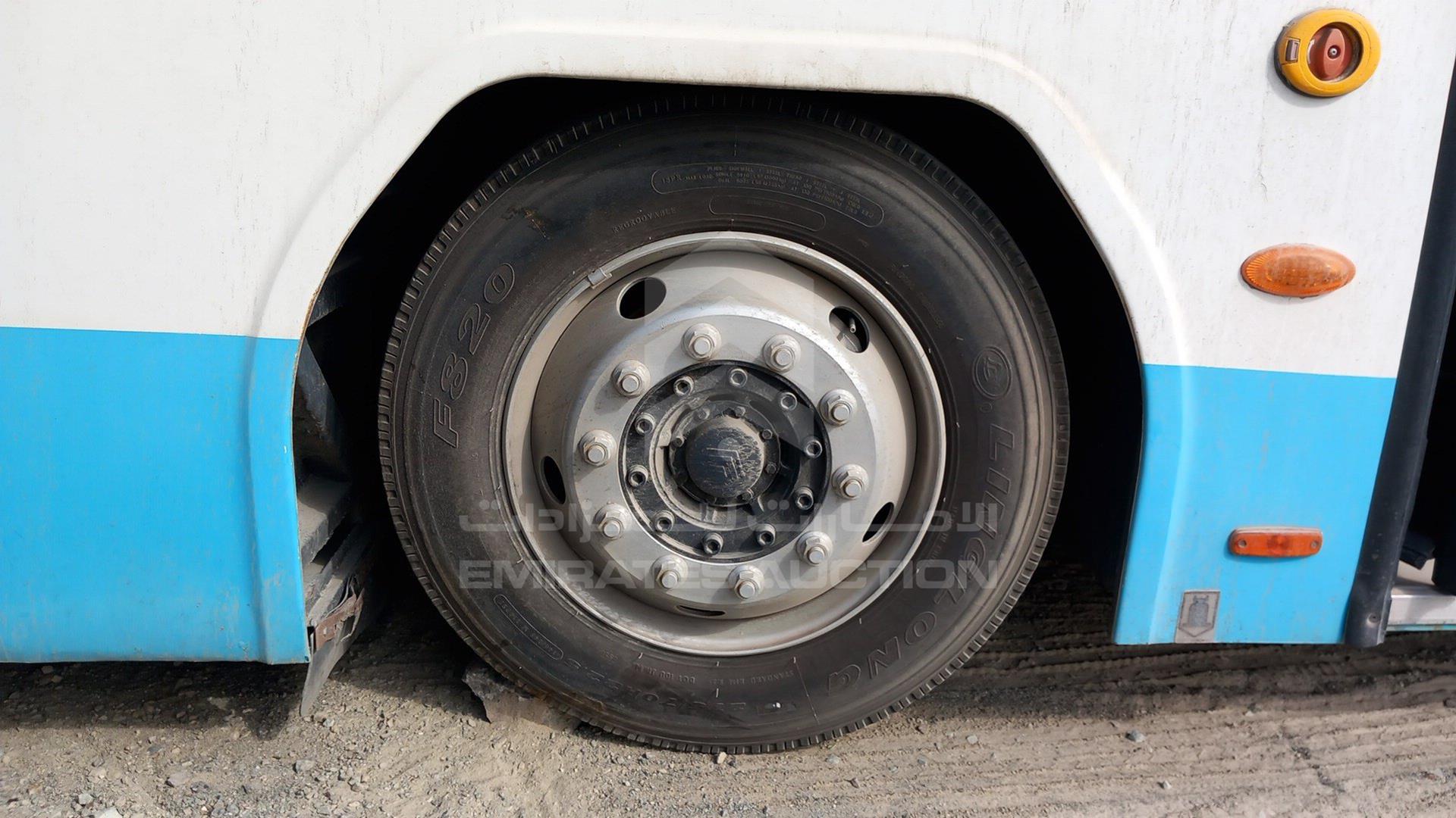 2017 FOTON BUS VIN: LVCB4LED6HG052177