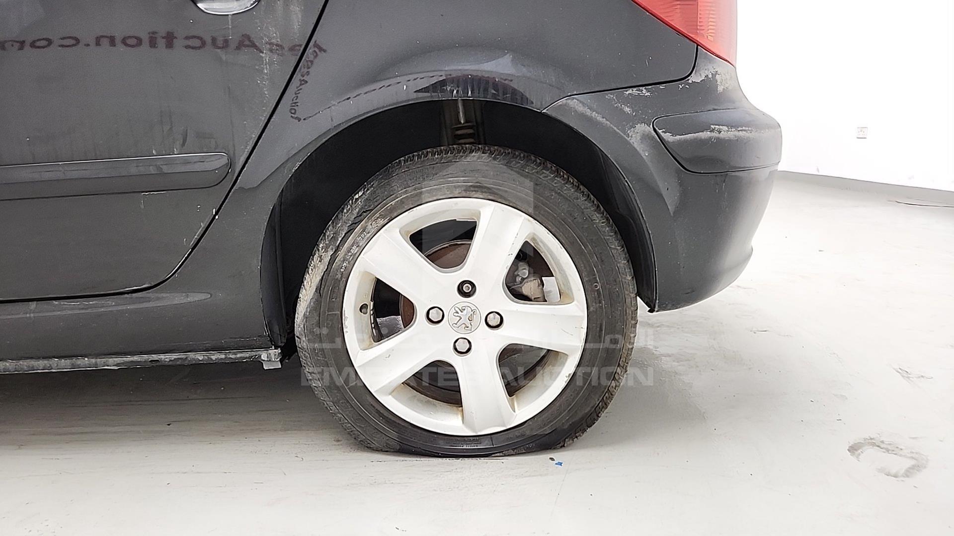 2004 PEUGEOT 307 VIN: VF33CNFUE4S025445