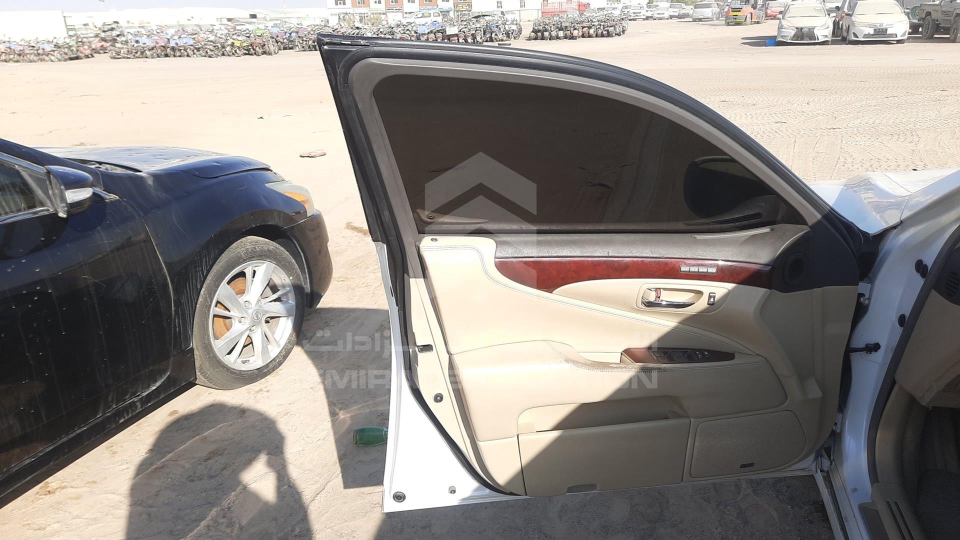 2008 LEXUS LS 460 VIN: JTHGM46F785028994