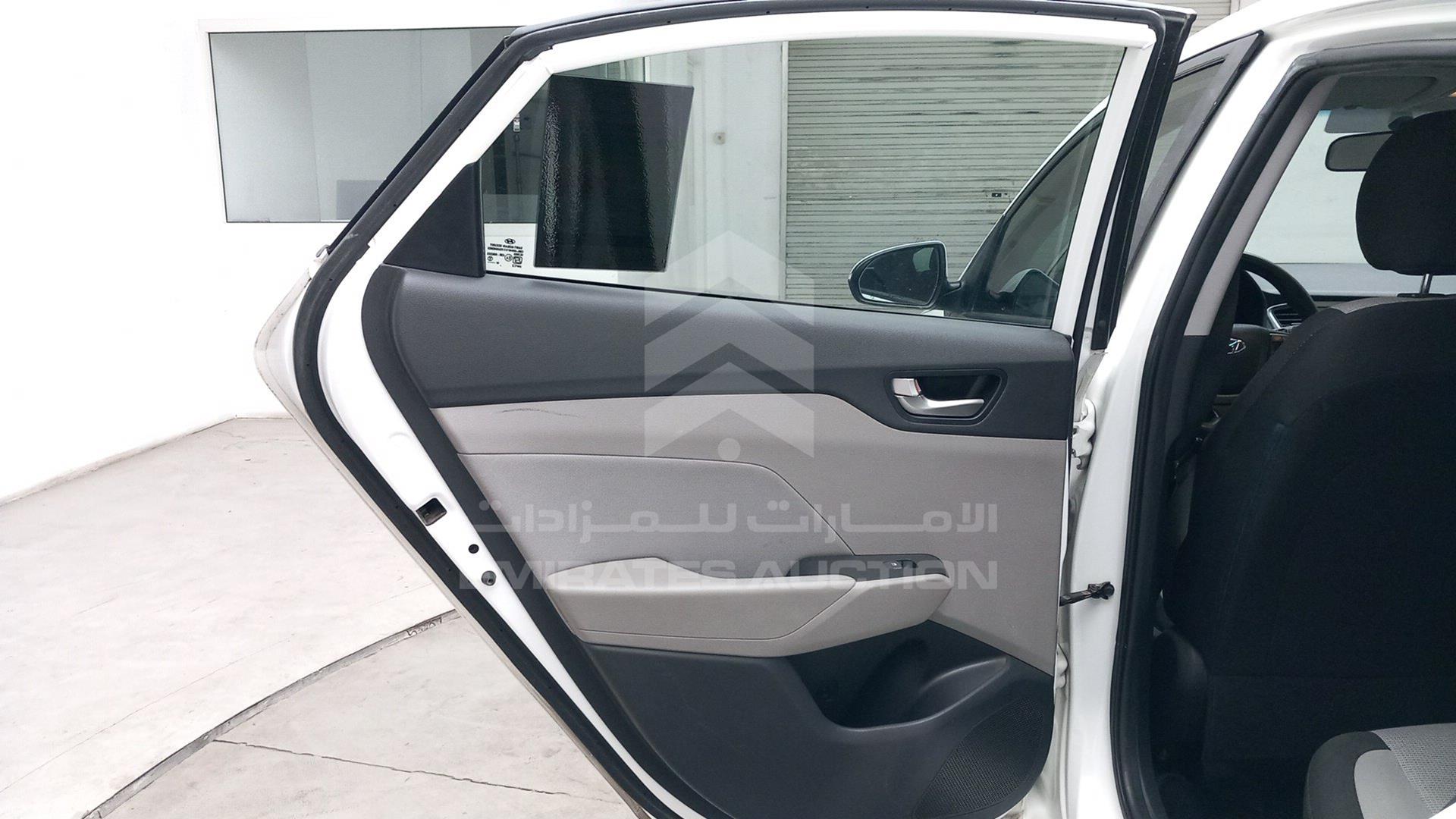 2019 HYUNDAI ACCENT VIN: MALC741C5KM095379