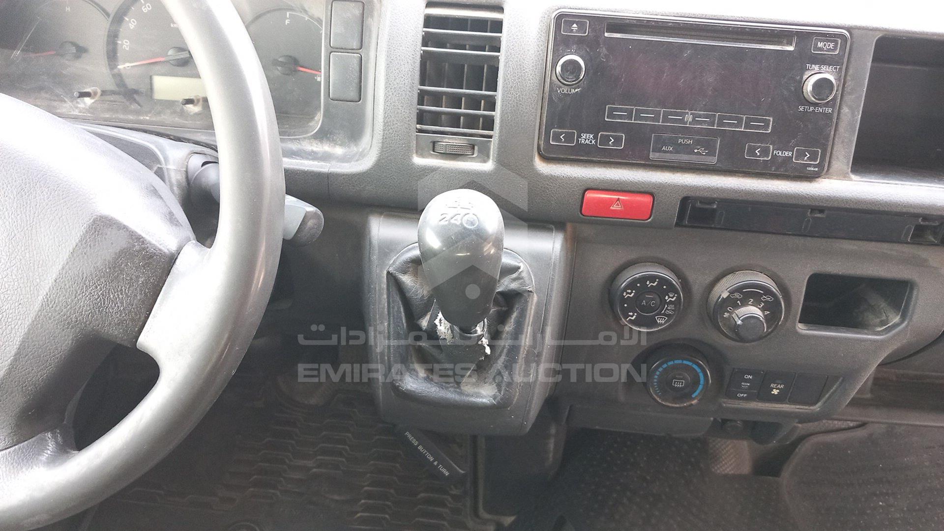 2016 TOYOTA HIACE VIN: JTGRX12P3G8047783