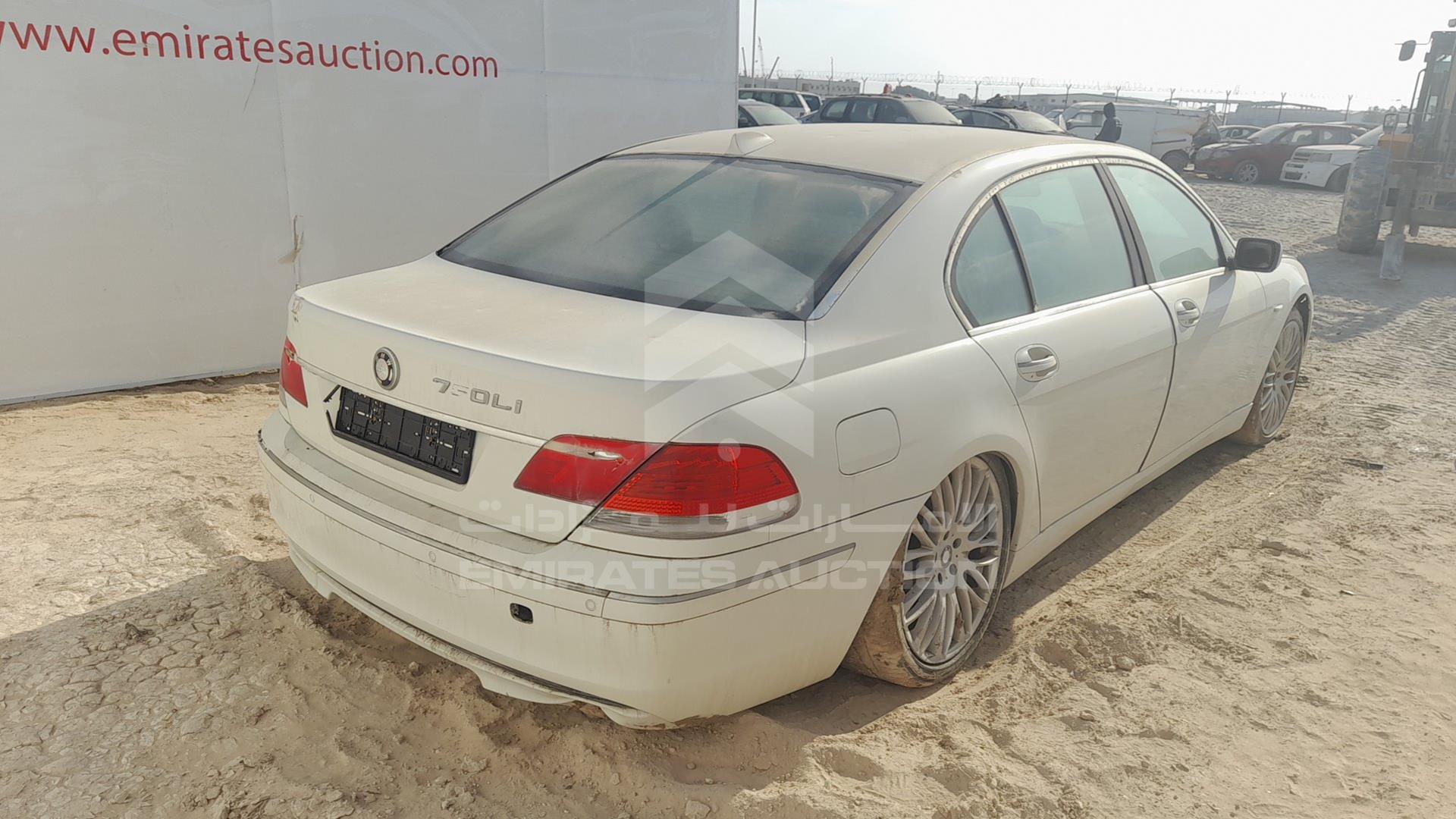 2006 BMW 740 IL VIN: WBAHN61016DT48152