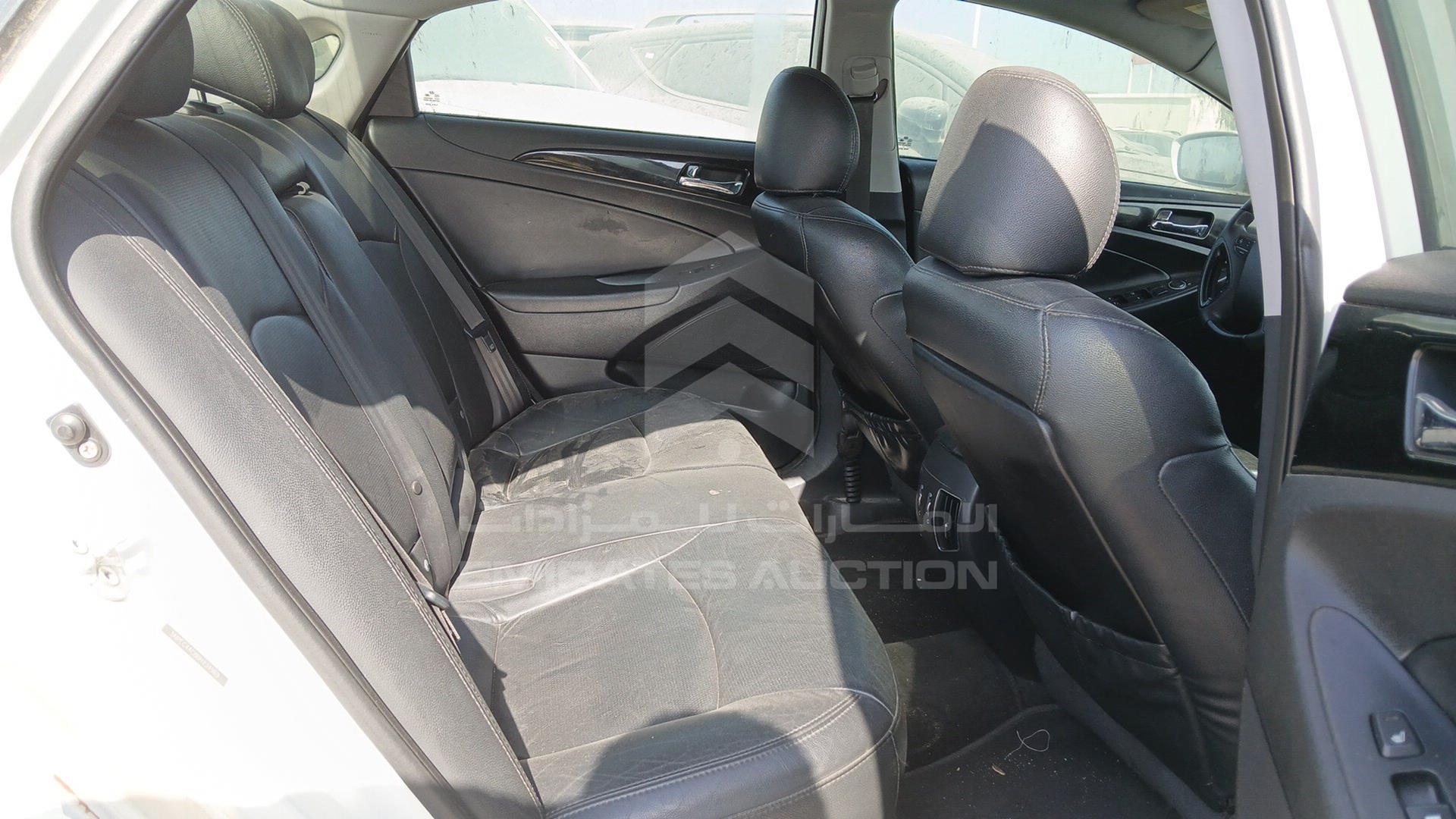 2011 HYUNDAI SONATA VIN: 5NPEC4AC8BH234969