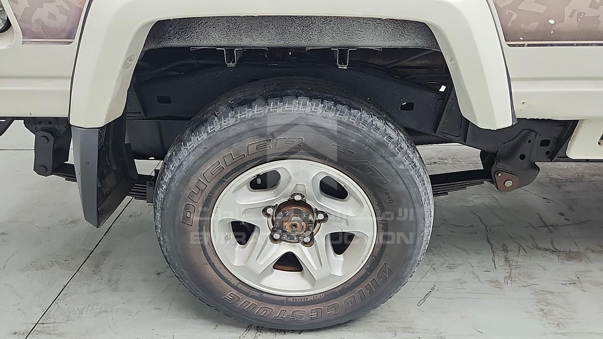 2013 TOYOTA LAND CRUISER PICKUP VIN: JTFLU73J6D4538691