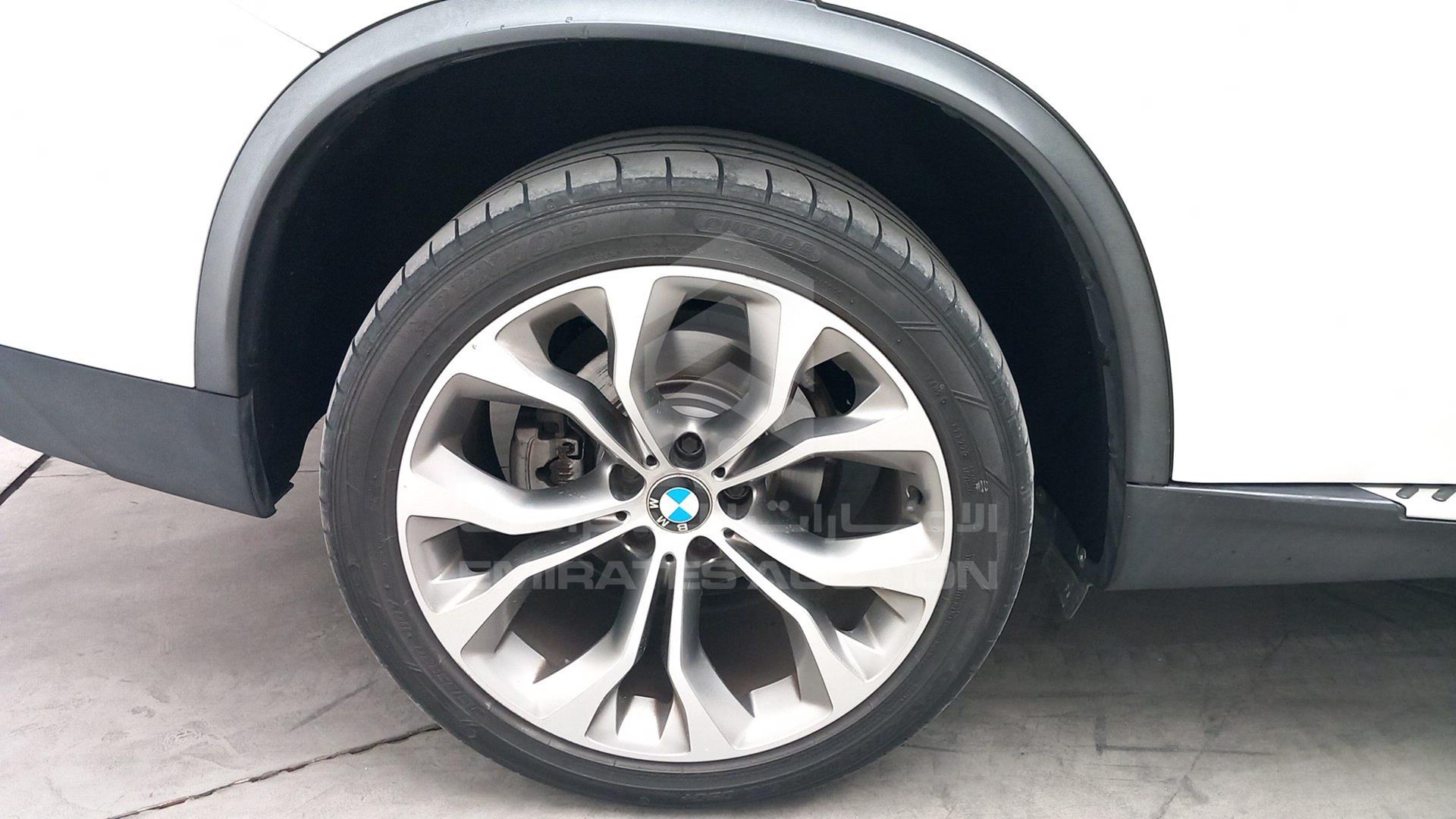 2014 BMW X5 VIN: WBAKR010XE0J21328