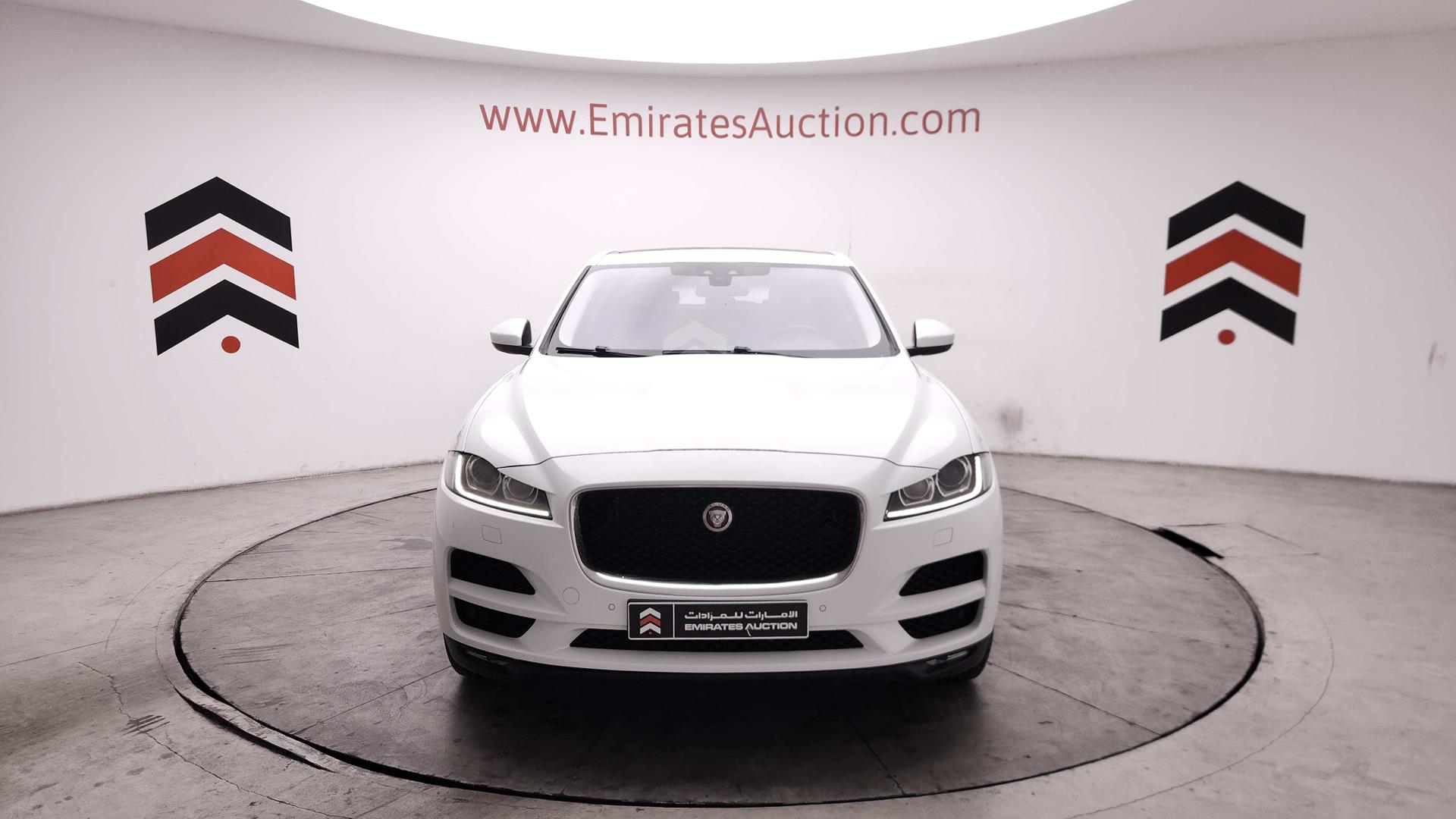 2018 JAGUAR F-PACE VIN: SADCA2BX6JA277882