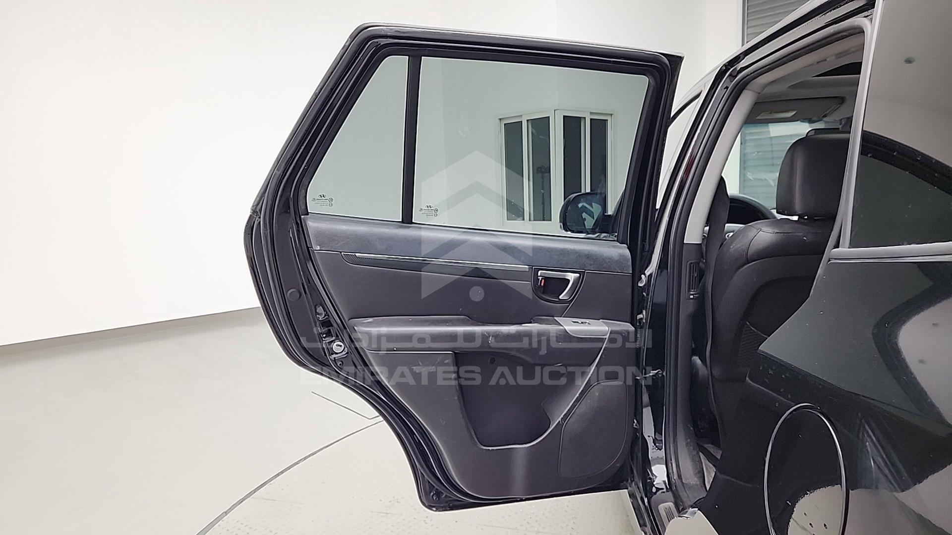 2012 HYUNDAI SANTA FE VIN: KMHSH81G8CU870180