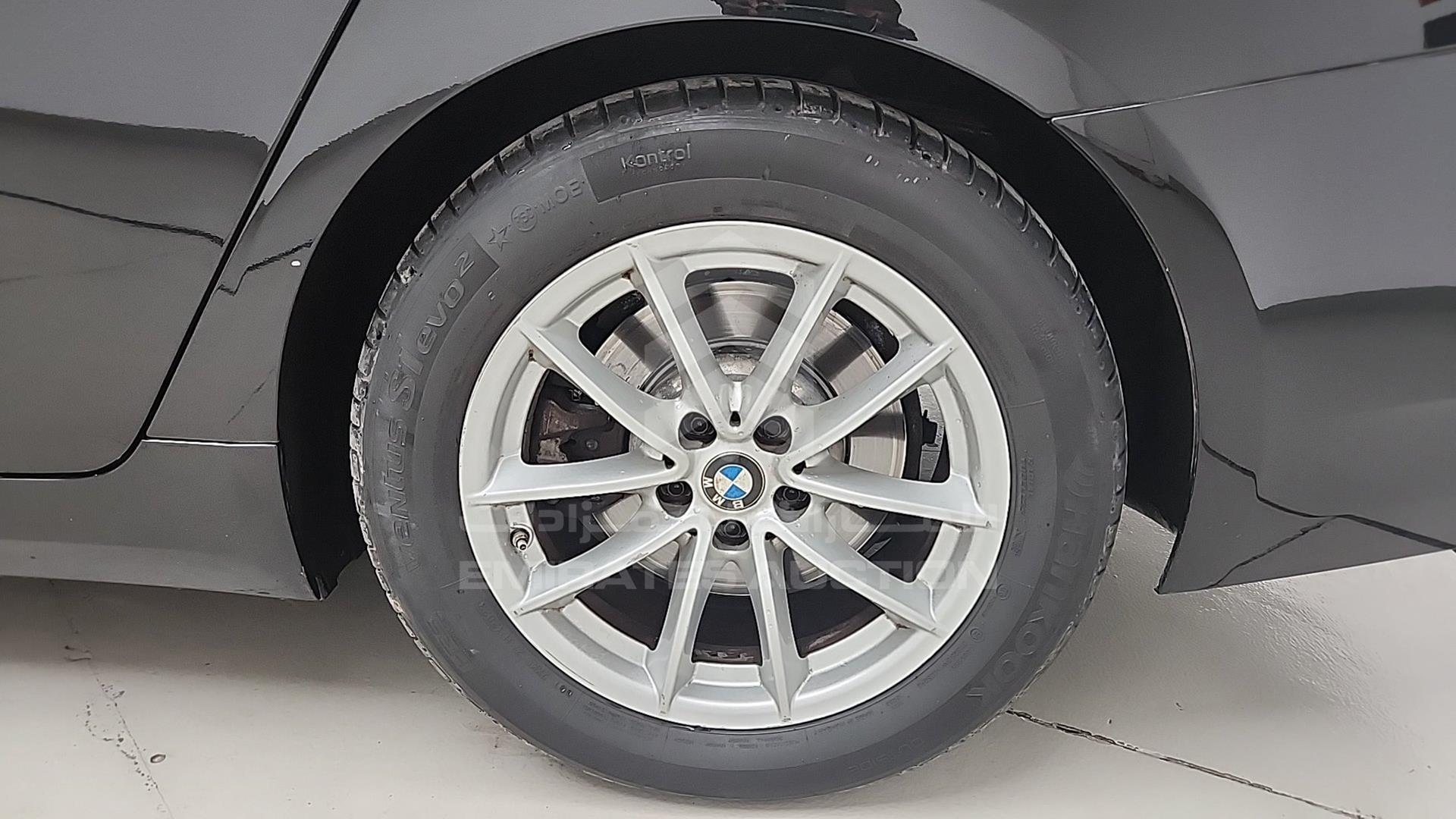 2023 BMW 520 VIN: WBA11BM01PCL30114