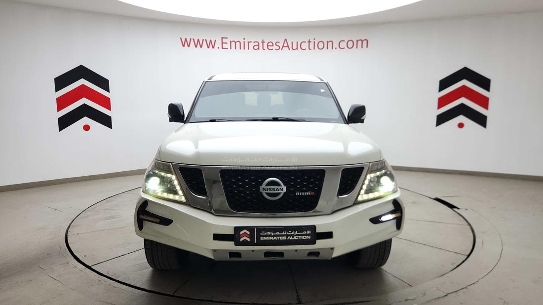 2014 Nissan Patrol — 360-degree view