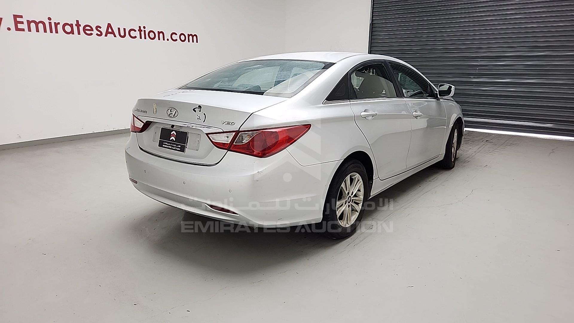 2012 HYUNDAI SONATA VIN: KMHEC41LBCA417898
