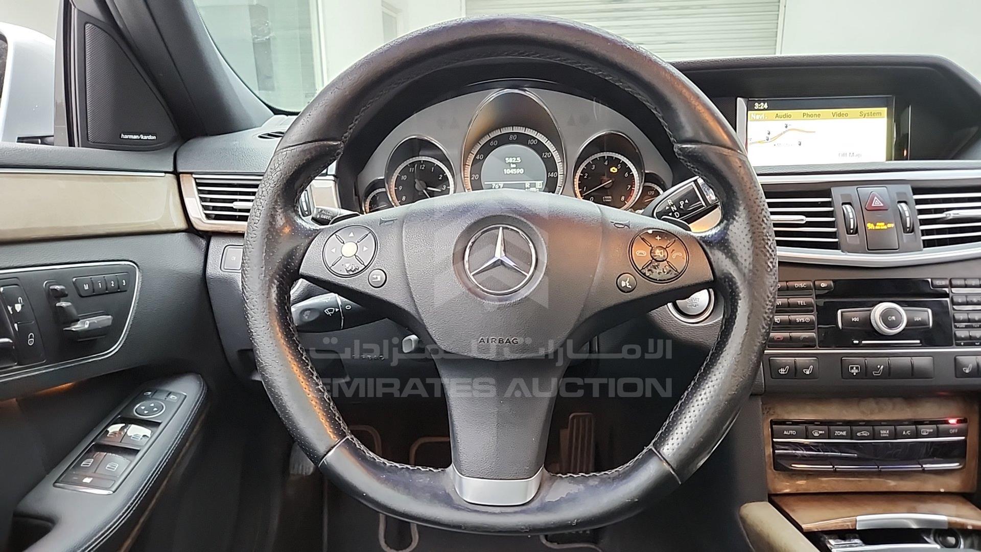 2011 MERCEDES E 550 VIN: WDDHF9AB3BA444093