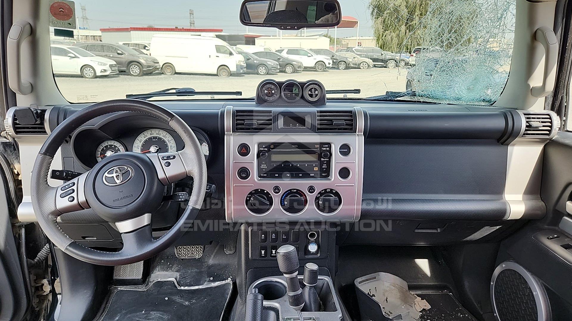 2012 TOYOTA FJ CRUISER VIN: JTEBU11F5CK125988