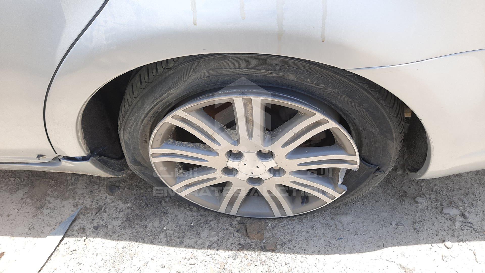 2009 TOYOTA AVALON VIN: 4T1BK36B49U332750