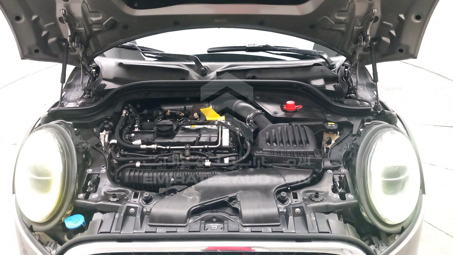 2020 MINI COOPER S VIN: WMWXR5A0XLTR82894