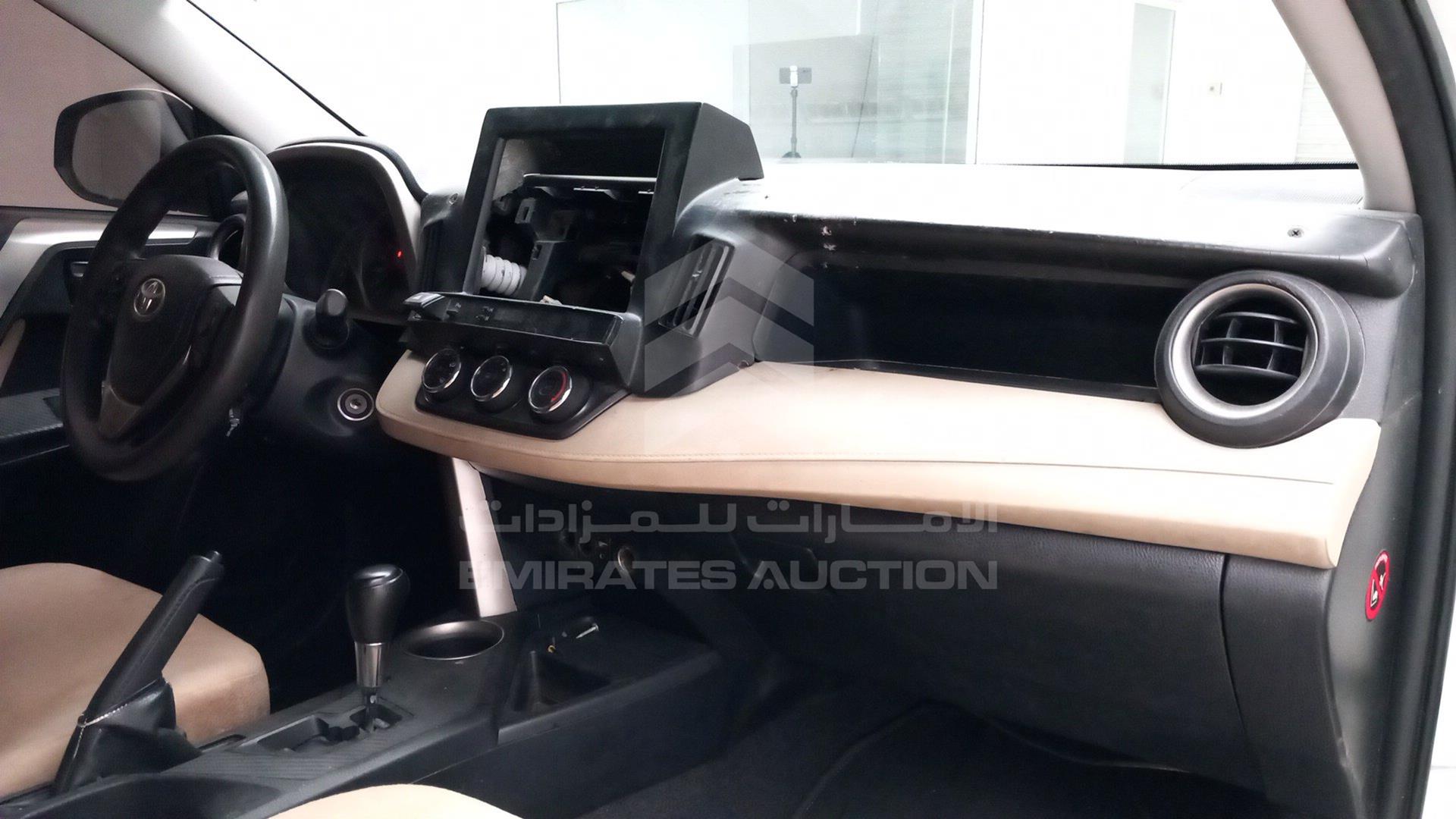 2014 TOYOTA RAV-4 VIN: JTMBF9EV5ED074921