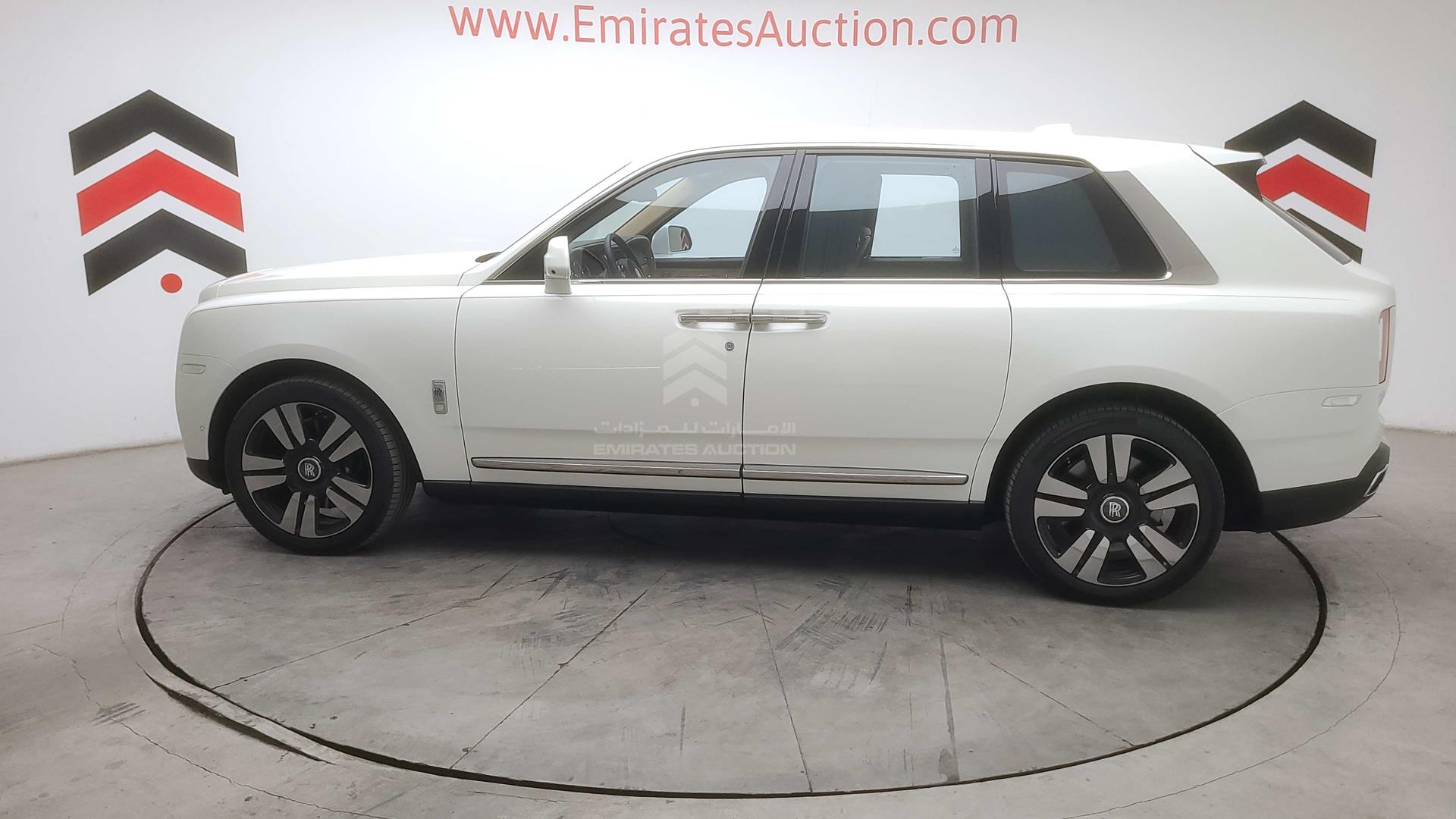 2020 ROLLS-ROYCE CULLINAN VIN: SLATV4A06LU111161
