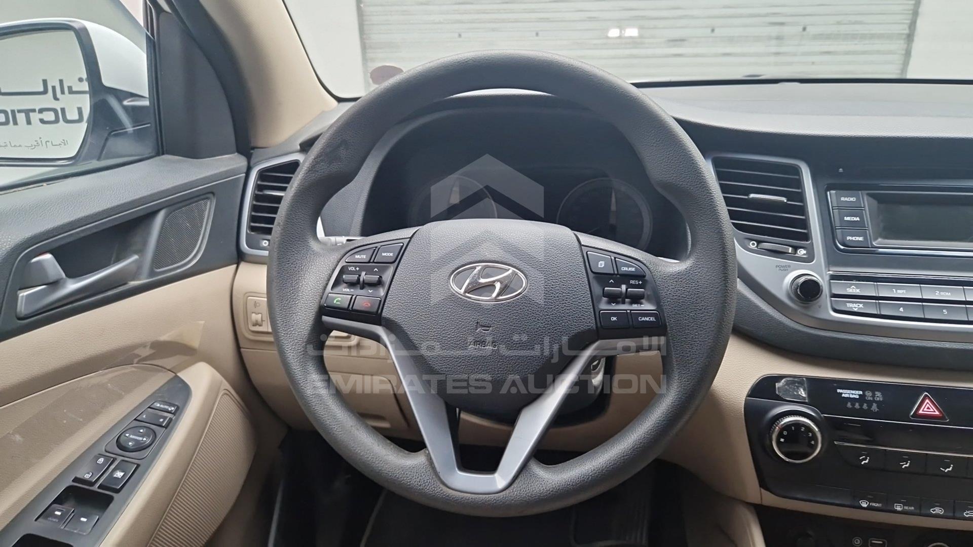 2017 HYUNDAI TUCSON VIN: TMAJ28138HJ170638