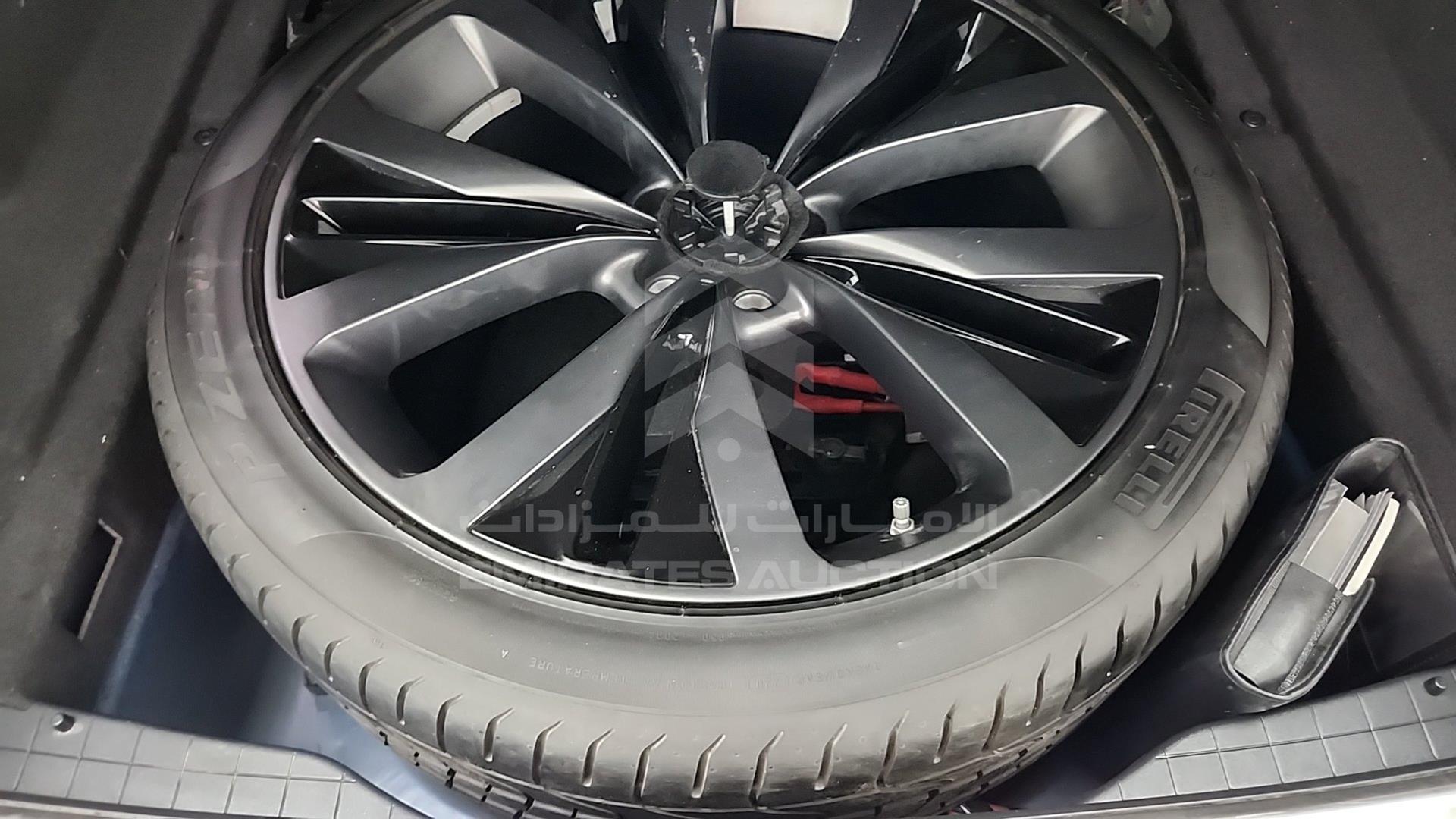 2017 JAGUAR F-PACE VIN: SADCA2BV8HA048886