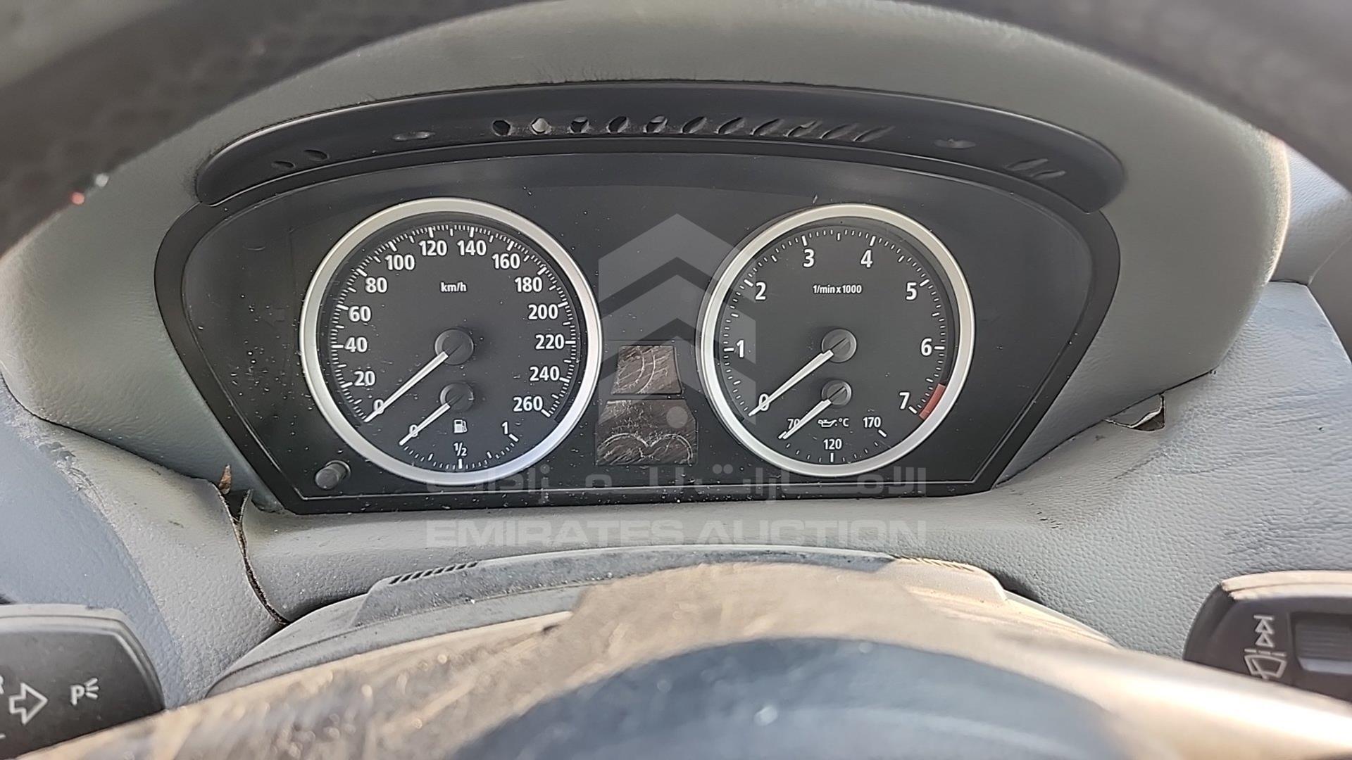 2005 BMW 645 VIN: WBAEK71035B302401