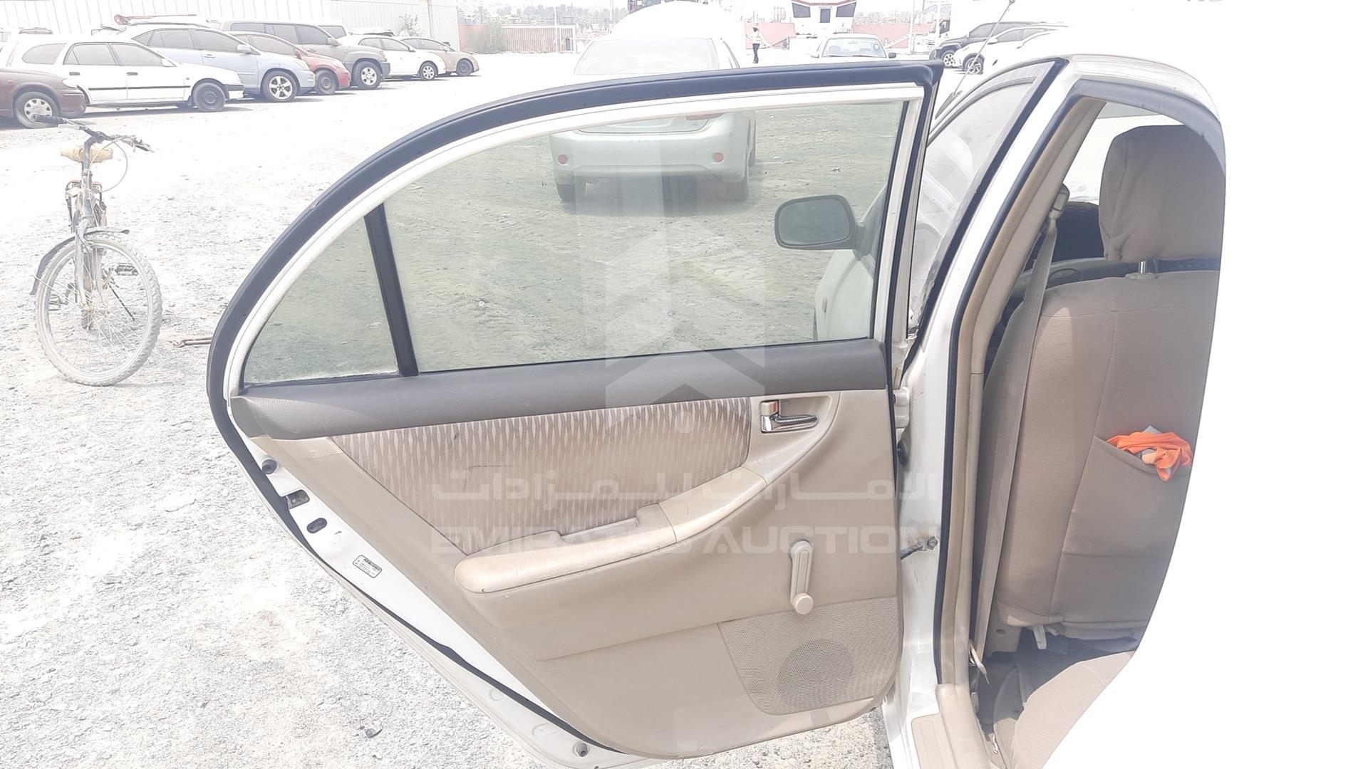 2007 TOYOTA COROLLA VIN: JTDBR22E470283922