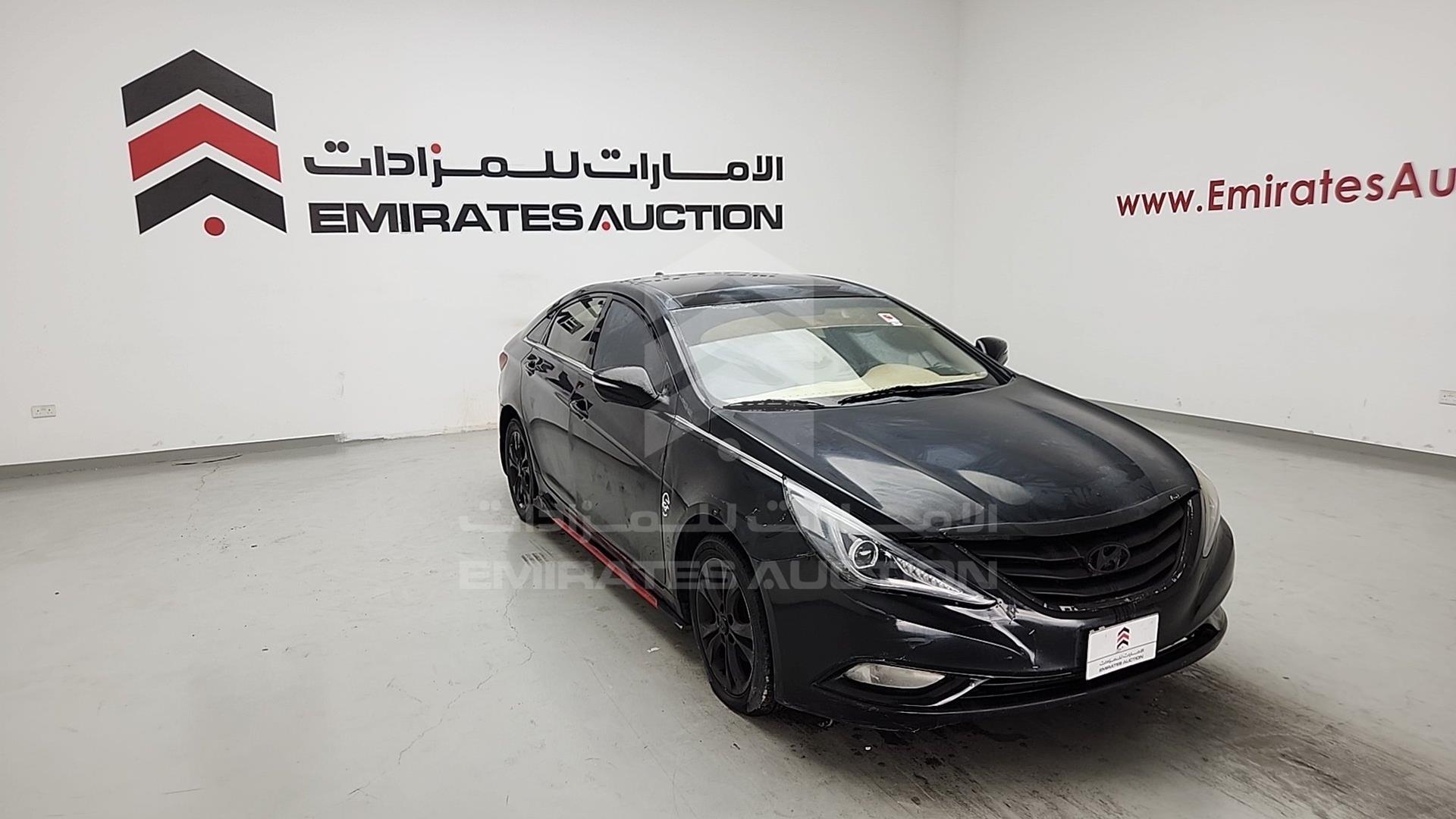 2012 HYUNDAI SONATA VIN: KMHEB41C0CA288080