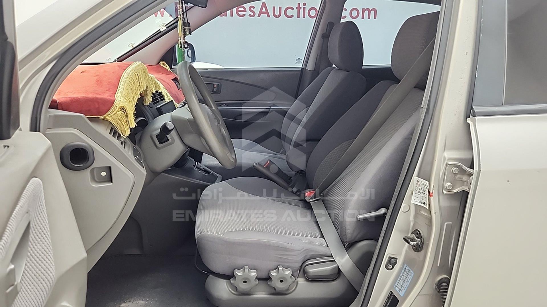 2006 HYUNDAI TUCSON VIN: KMHJM81B16U302479