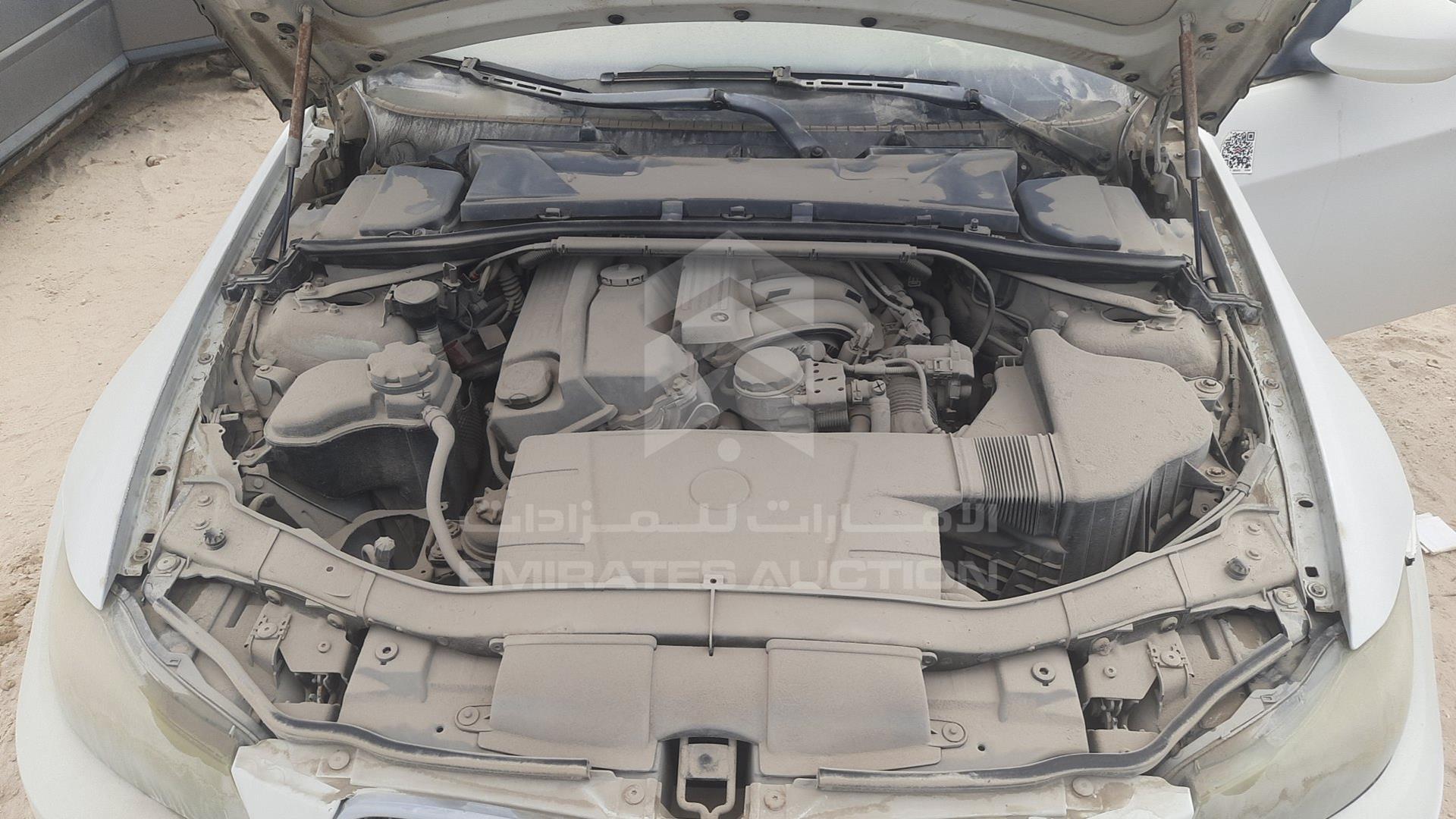 2010 BMW 320I VIN: WBAPG5102AA588434