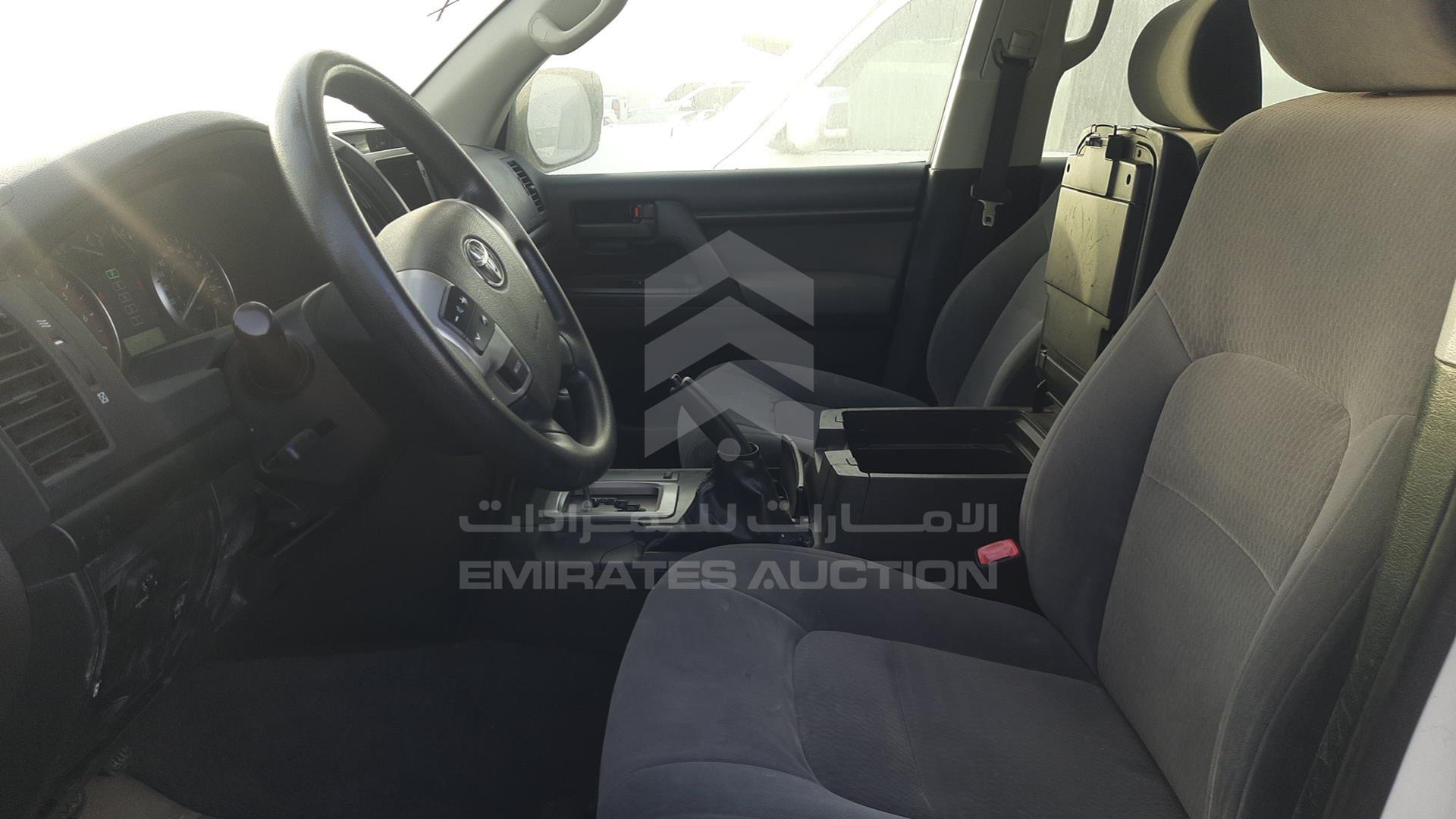 2012 TOYOTA LAND CRUISER VIN: JTMDU09J0C5057615