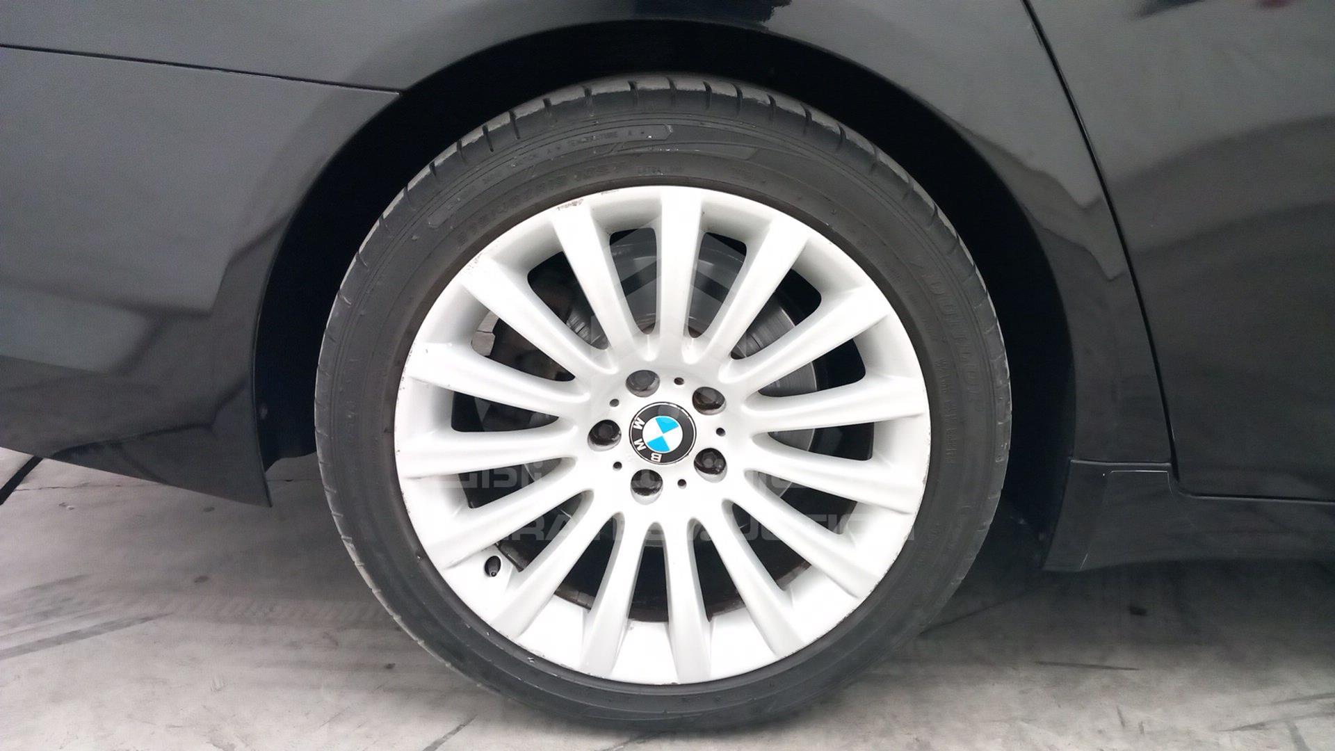 2014 BMW 730 VIN: WBAYE2104ED304802