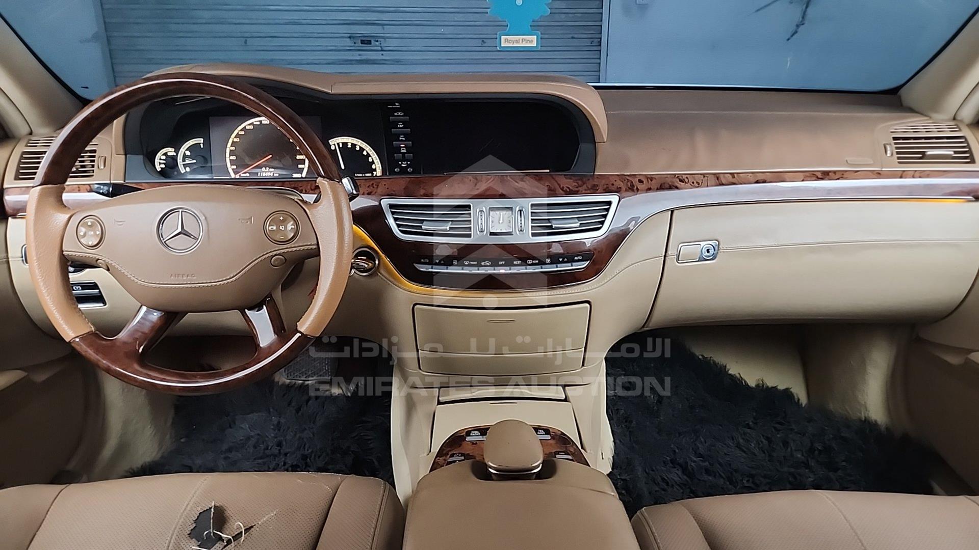 2006 MERCEDES --- VIN: WDD2211711A022464