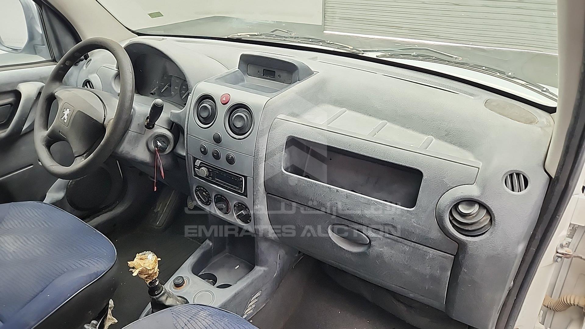 2013 PEUGEOT PARTNER VIN: VF3GJKFW7DX500775