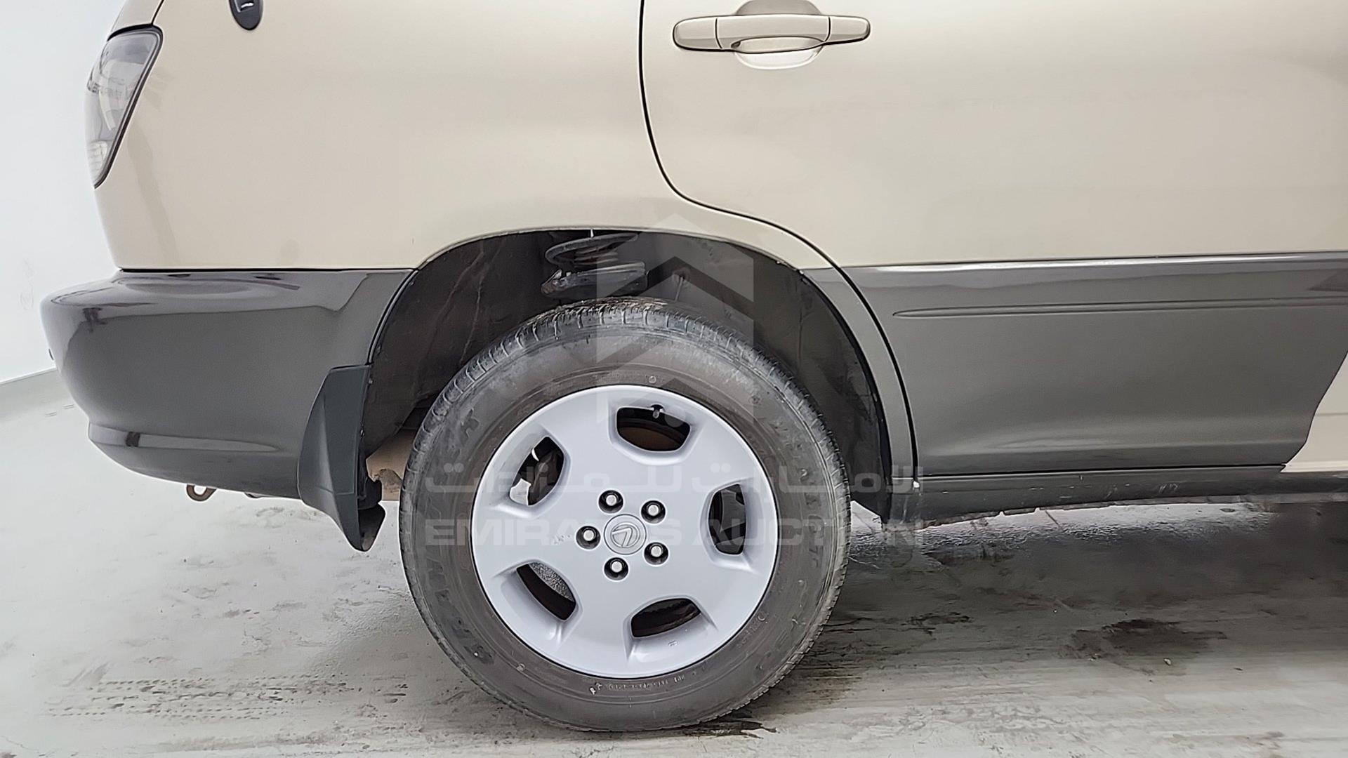 2002 LEXUS RX 300 VIN: JTJHF10UX20241445