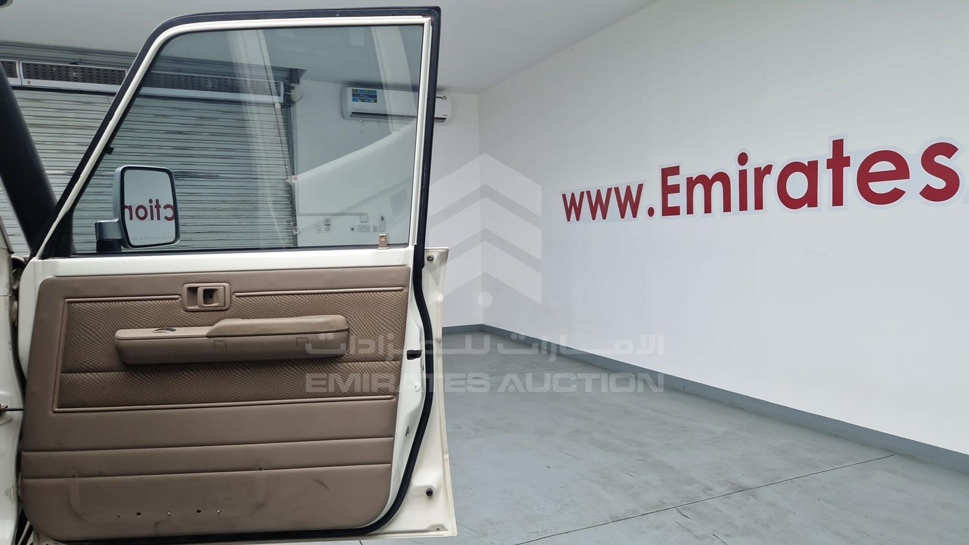 2012 TOYOTA LAND CRUISER VIN: JTGEB73J5C9008241