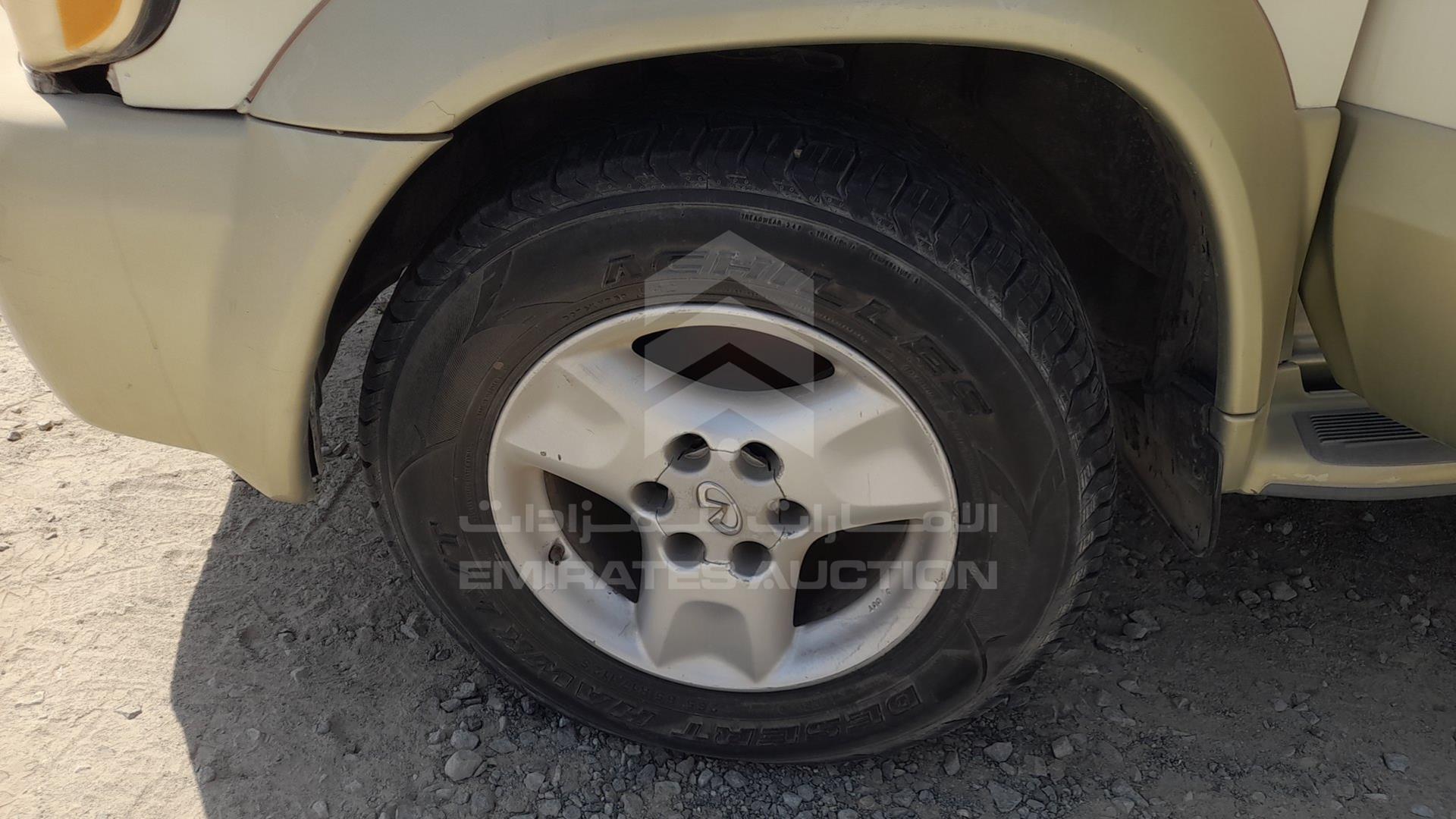 2001 INFINITI QX4 VIN: JNRDR09X91W203913